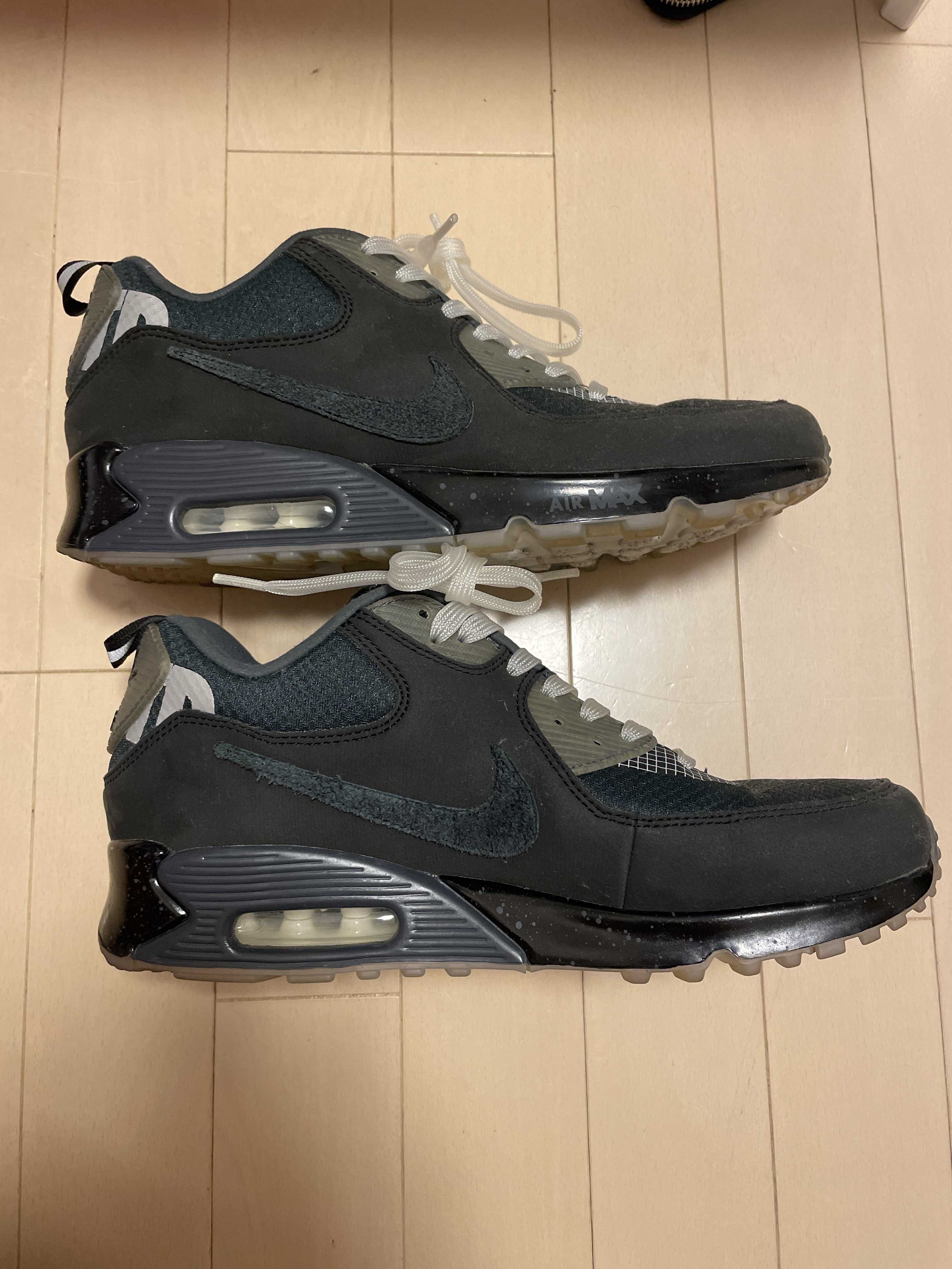UNDEFEATED × Nike Air Max 90 "Black/Rush Pink"