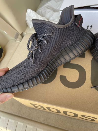 adidas YEEZY Boost 350 V2 "Black"