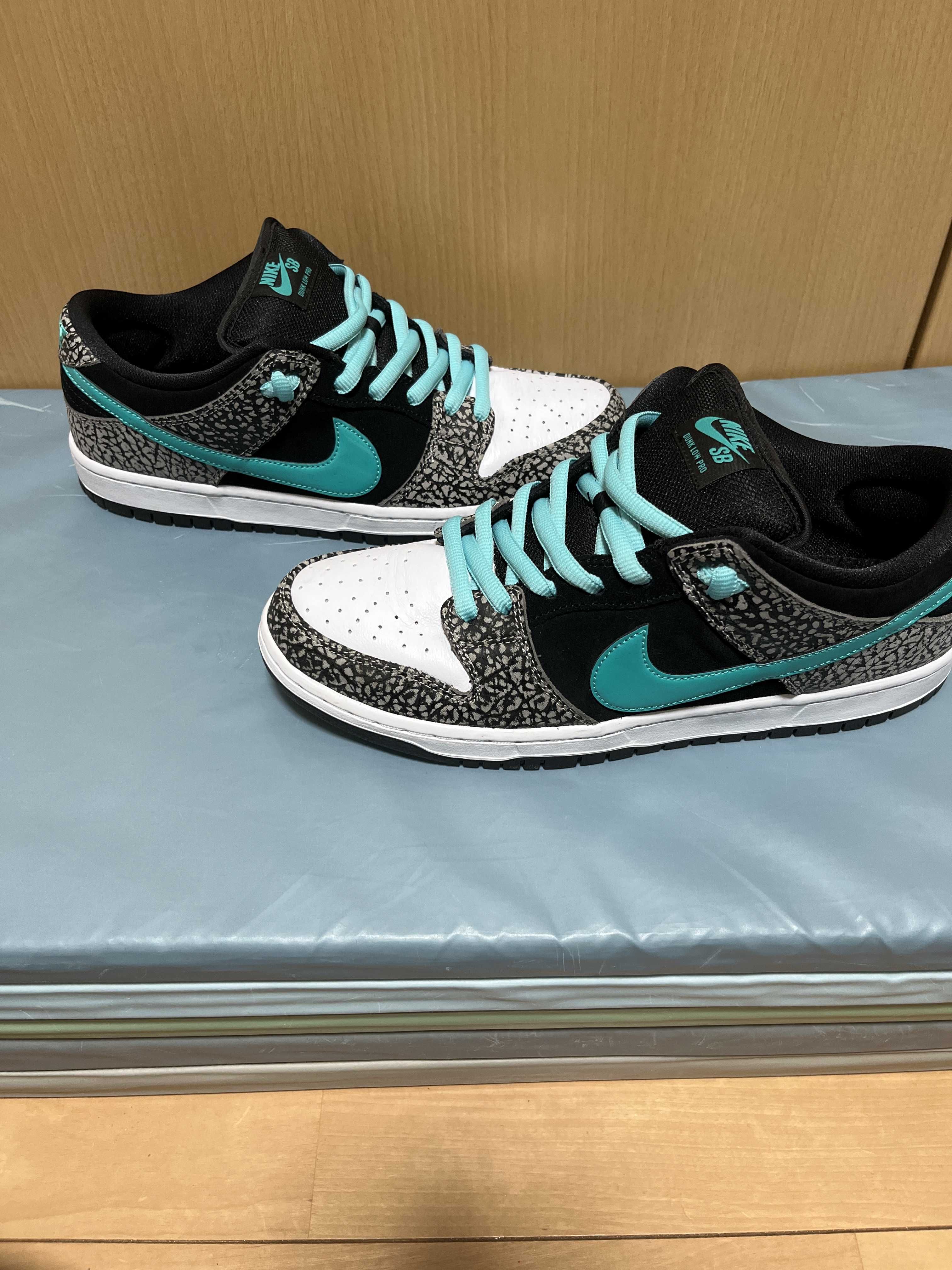 Nike SB Dunk Low "Elephant/Safari"