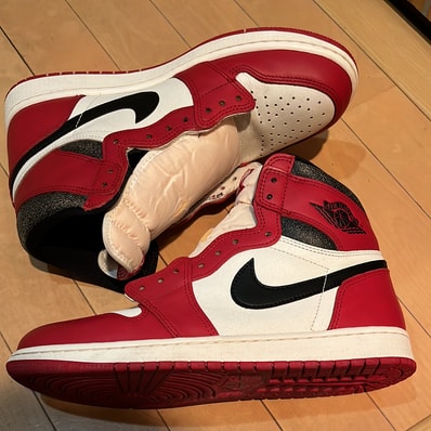 Nike Air Jordan 1 High OG "Lost & Found/Chicago"
