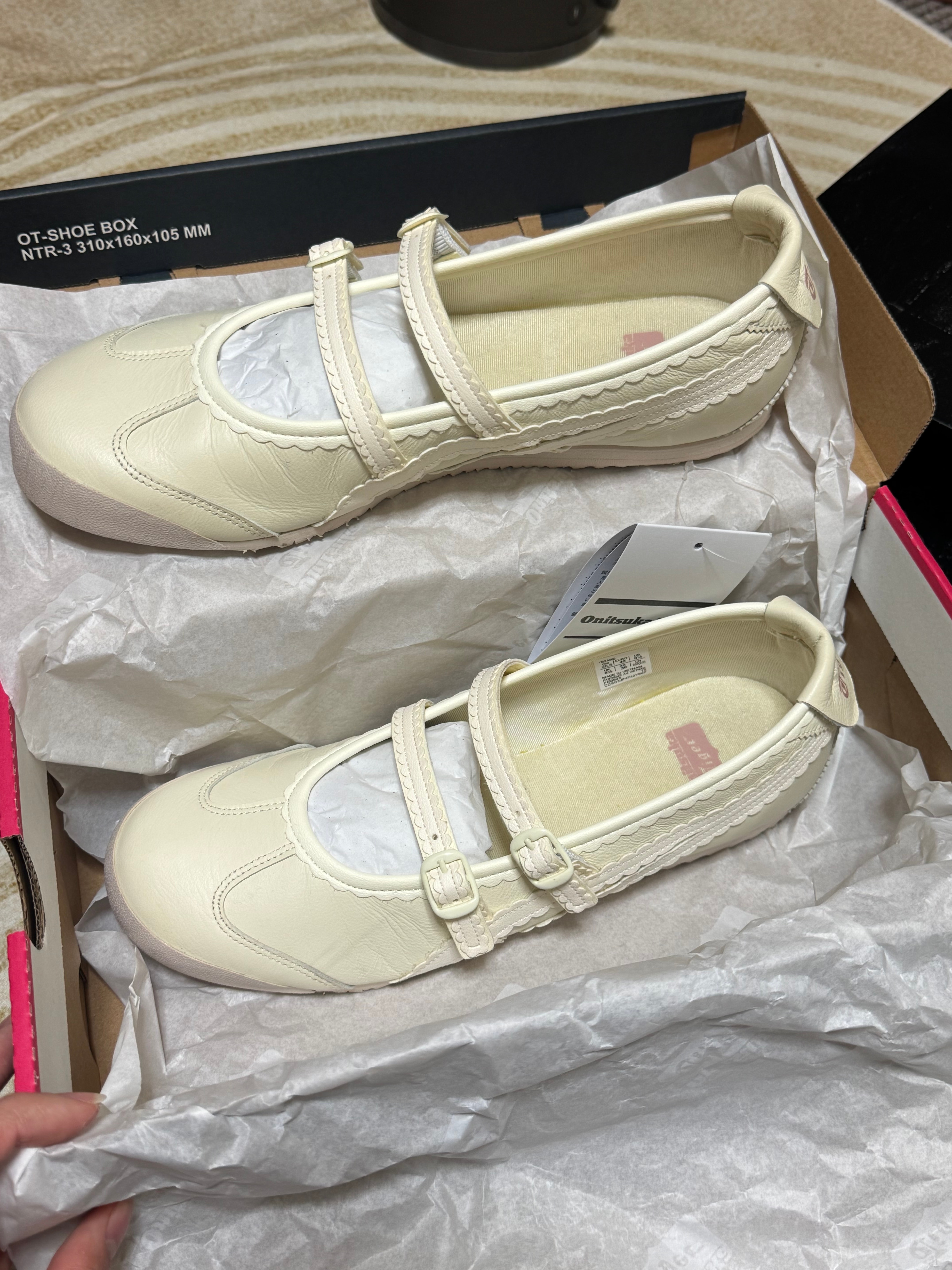 Onitsuka Tiger Women's Mexico 66 TGRS "Ivory/Cream"