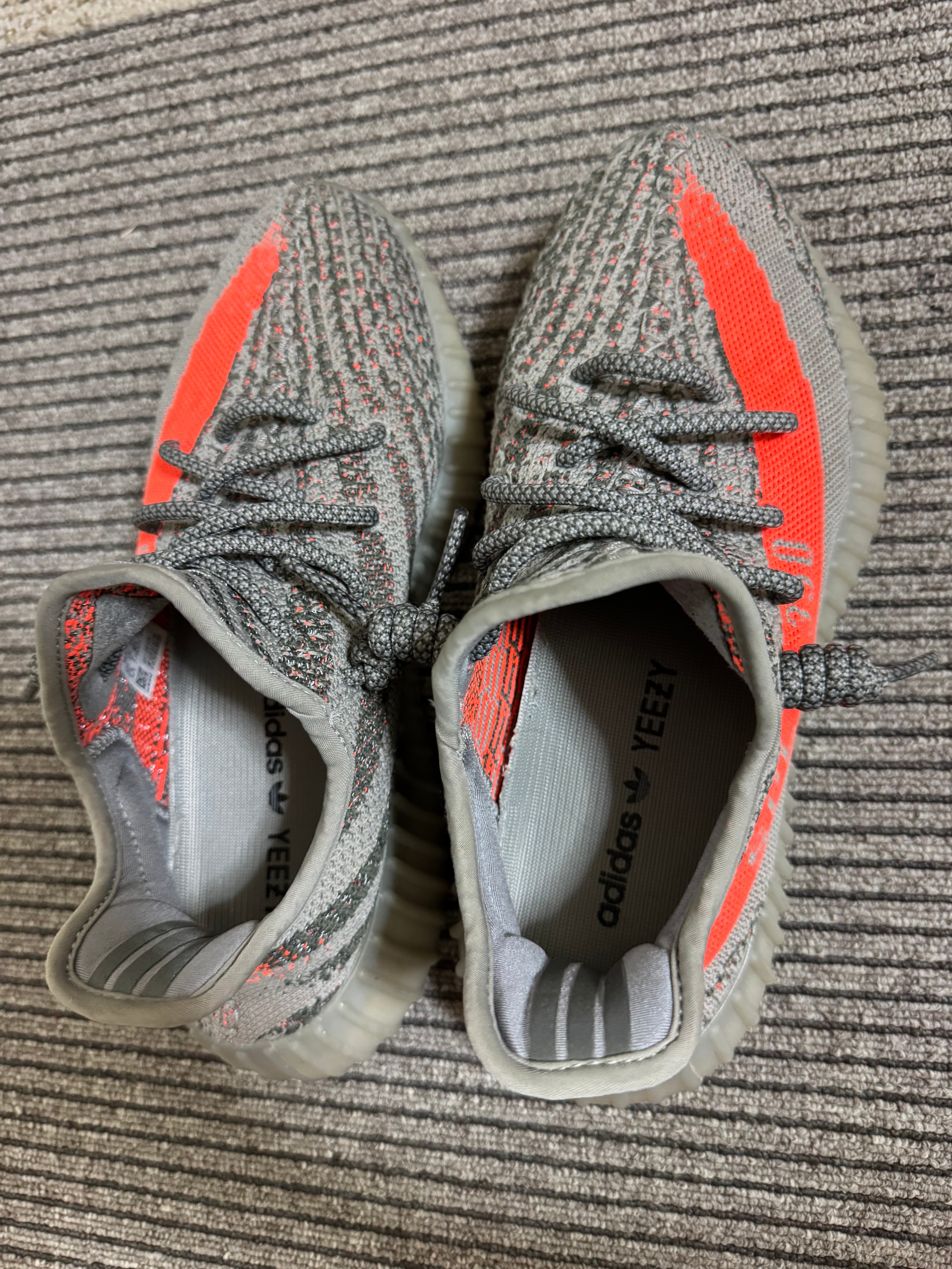 adidas YEEZY Boost 350 V2 