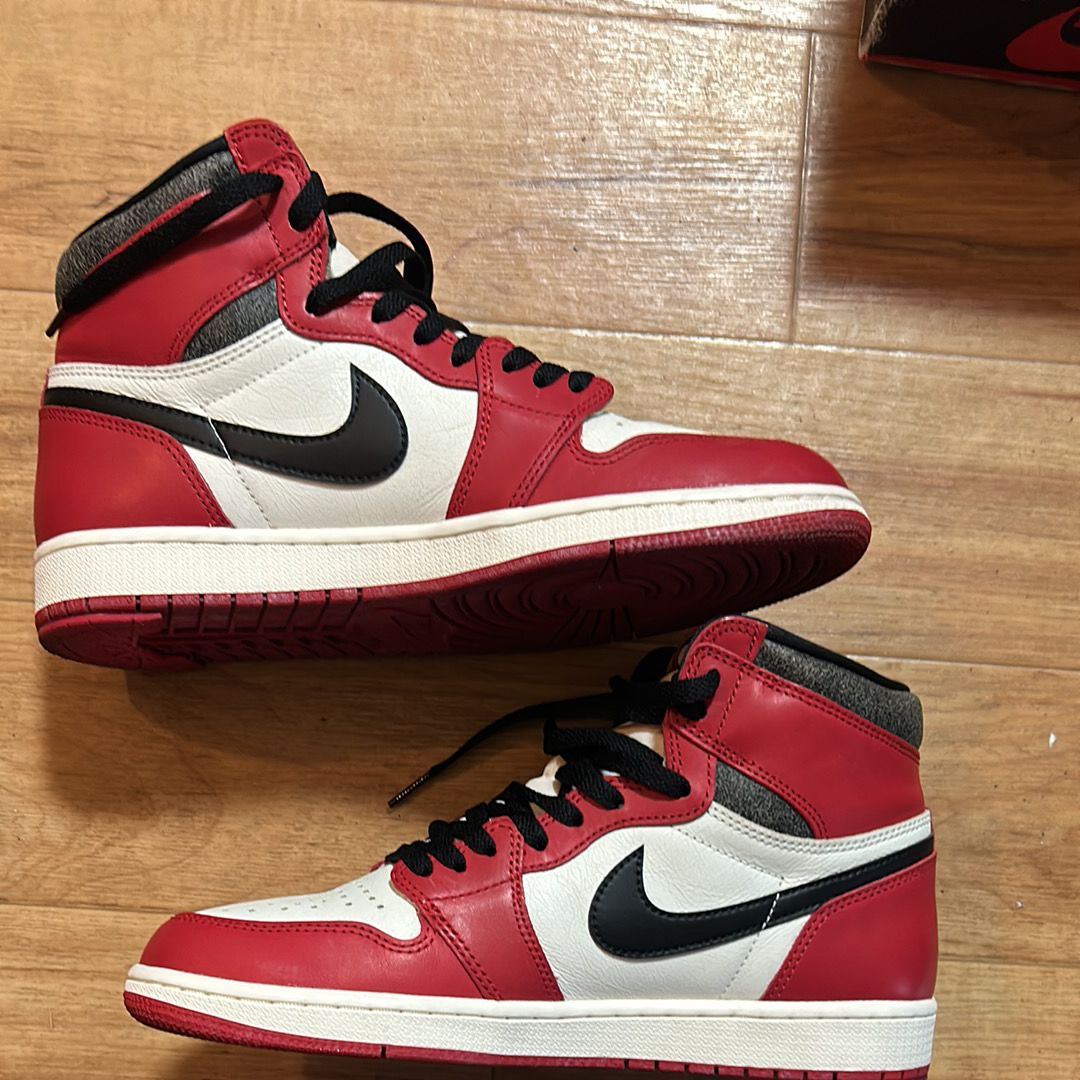 Nike Air Jordan 1 High OG "Lost & Found/Chicago"
