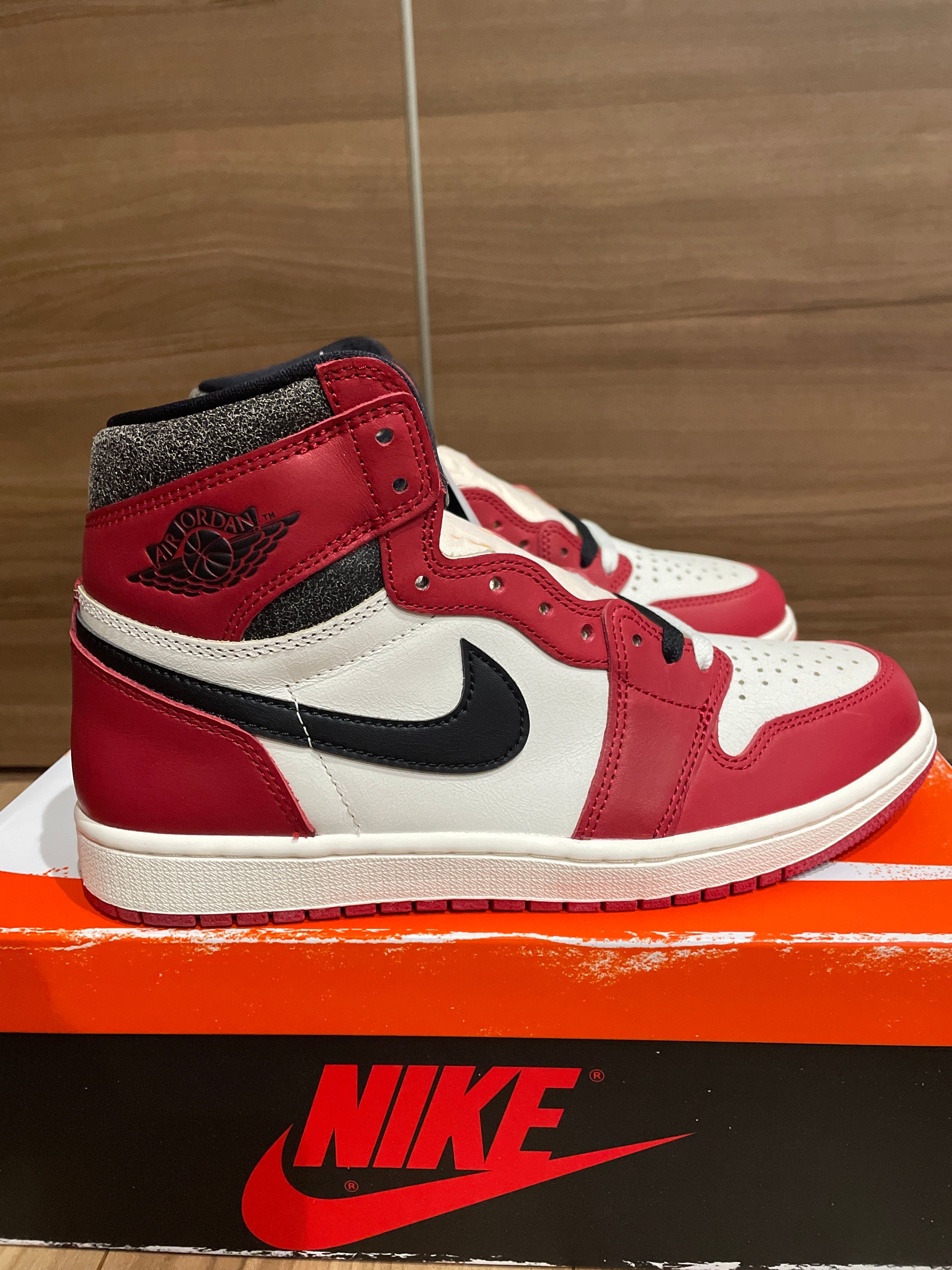 Nike Air Jordan 1 High OG "Lost & Found/Chicago"