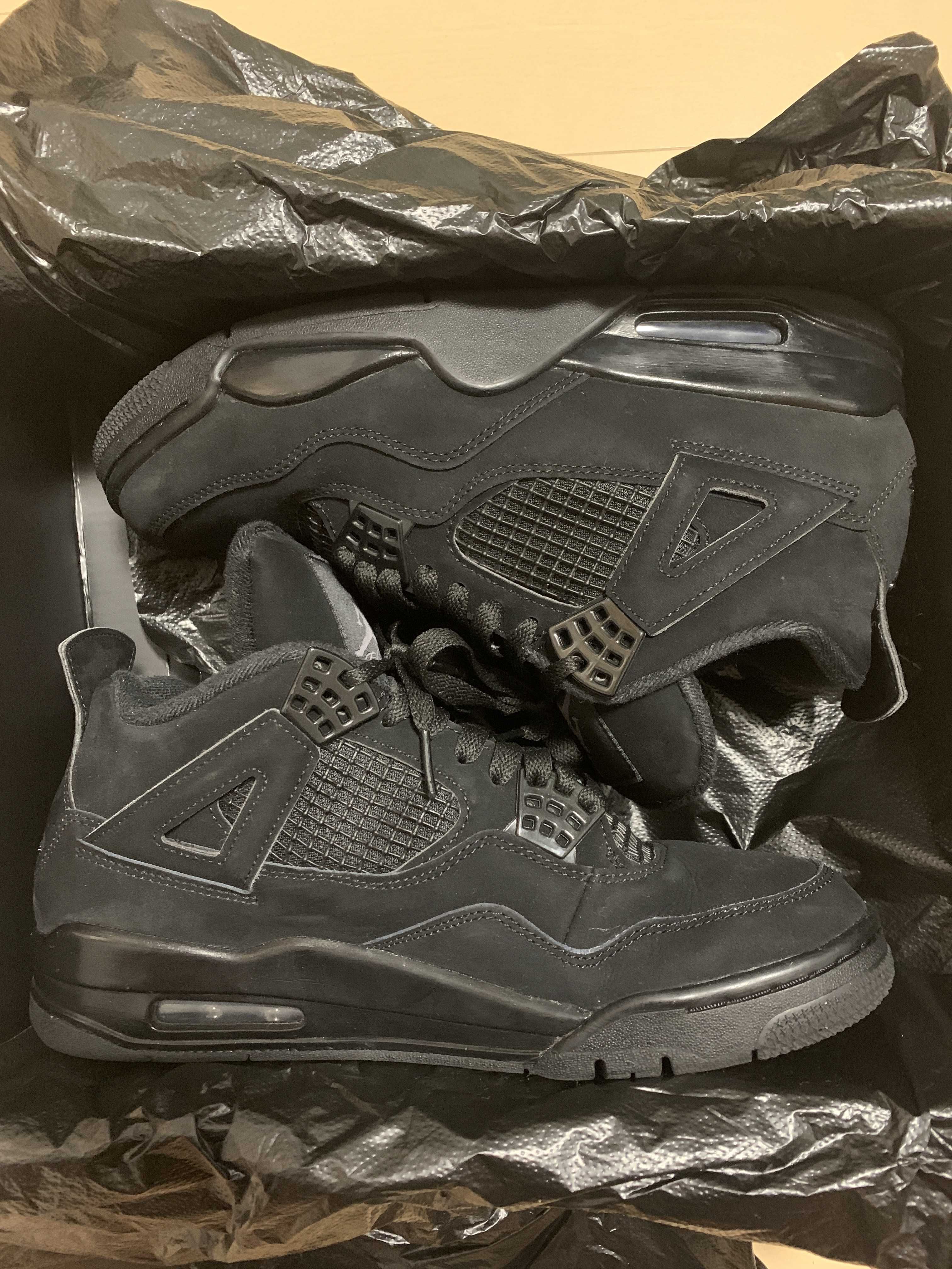 Nike Air Jordan 4 "Black Cat"