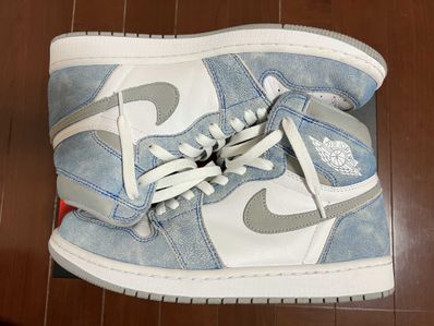 Nike Air Jordan 1 High OG "Hyper Royal"