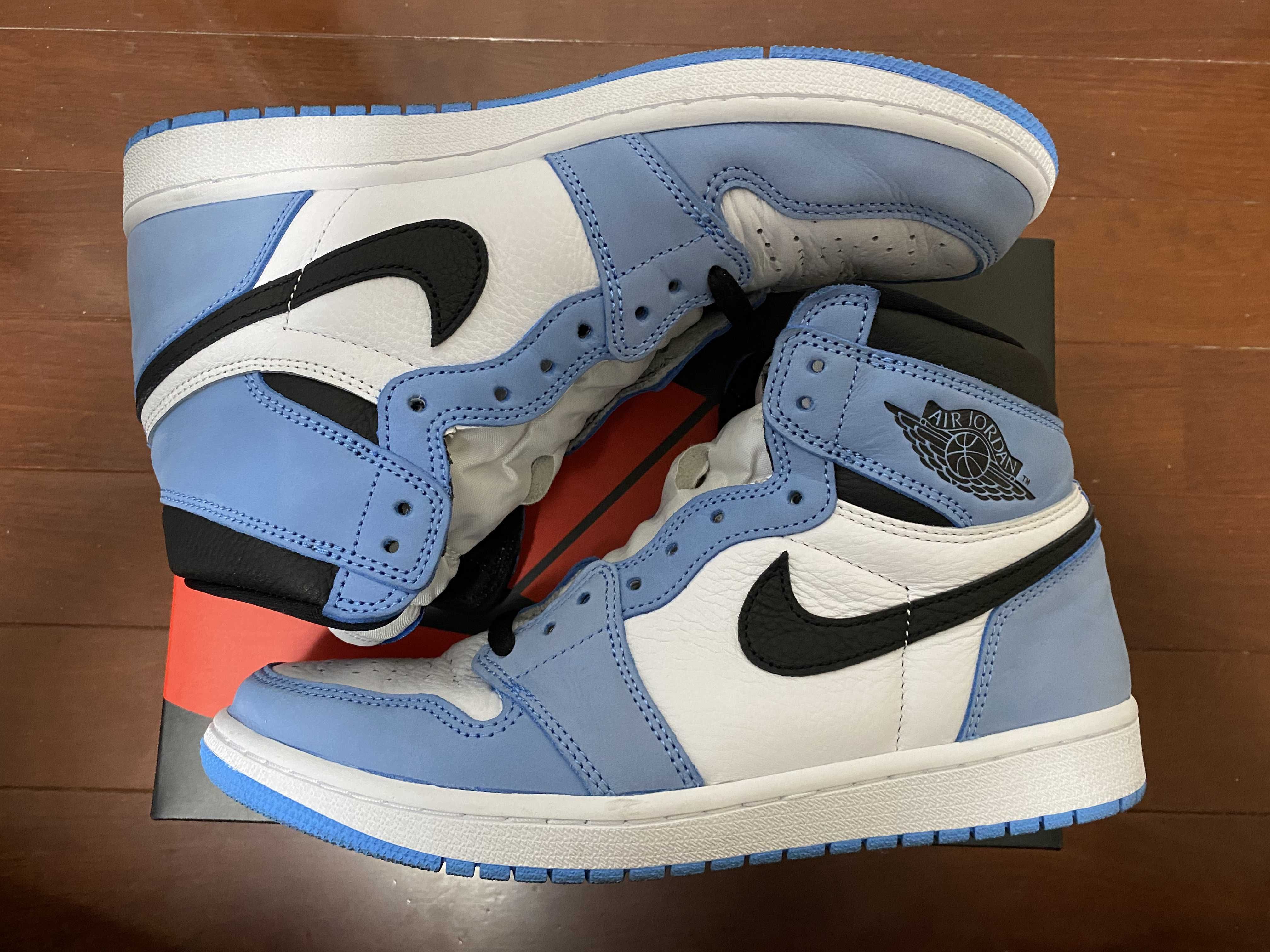 Nike Air Jordan 1 High OG "University Blue"