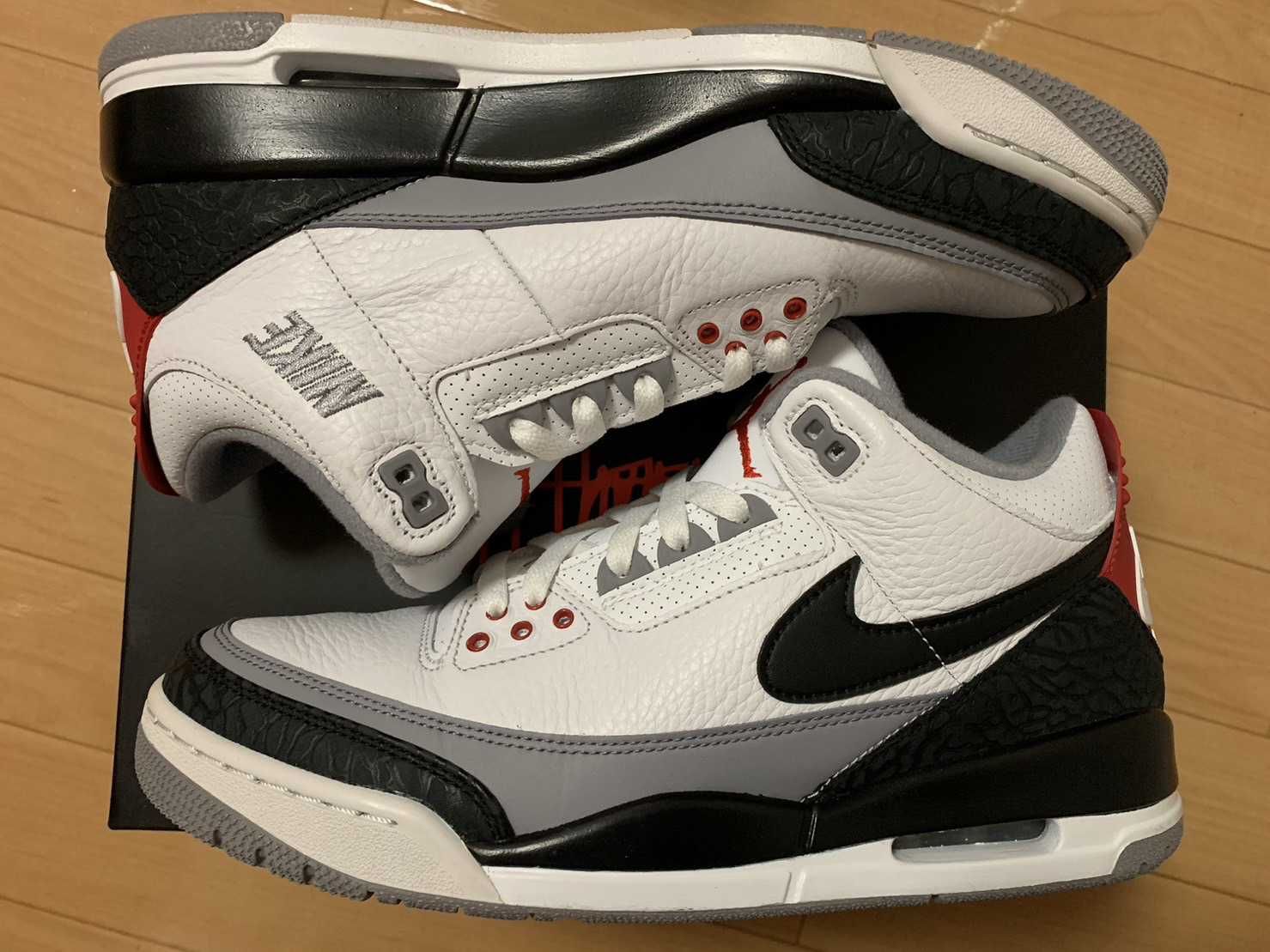 Nike Air Jordan 3 Retro "Tinker Hatfield"