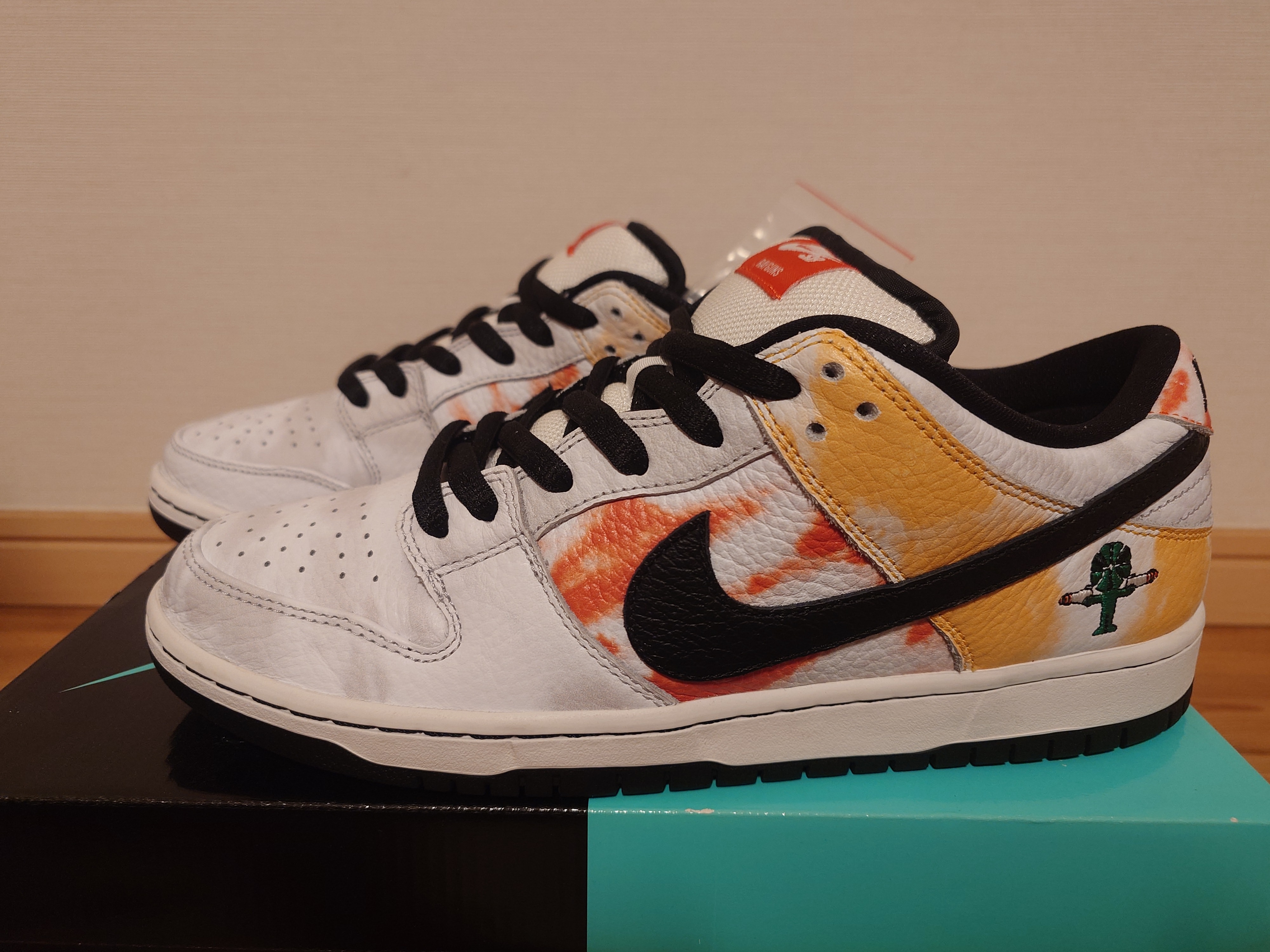 Nike SB Dunk Low "Raygun Tie-Dye/White"