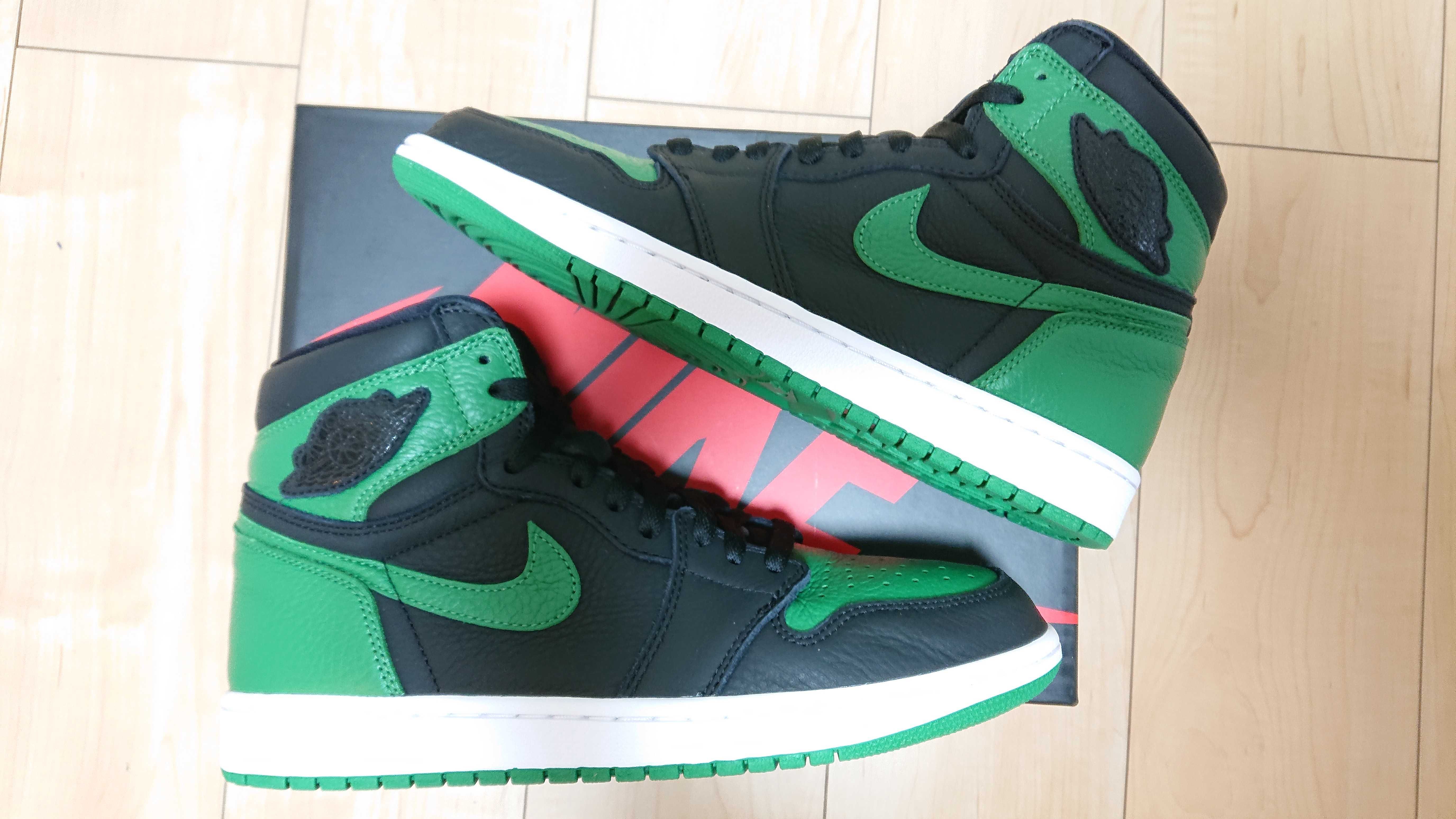 Nike Air Jordan 1 Retro High OG "Black/Pine Green" (2020)      