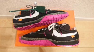 Off-White×Nike Women's Waffle Racer "Vivid Black"