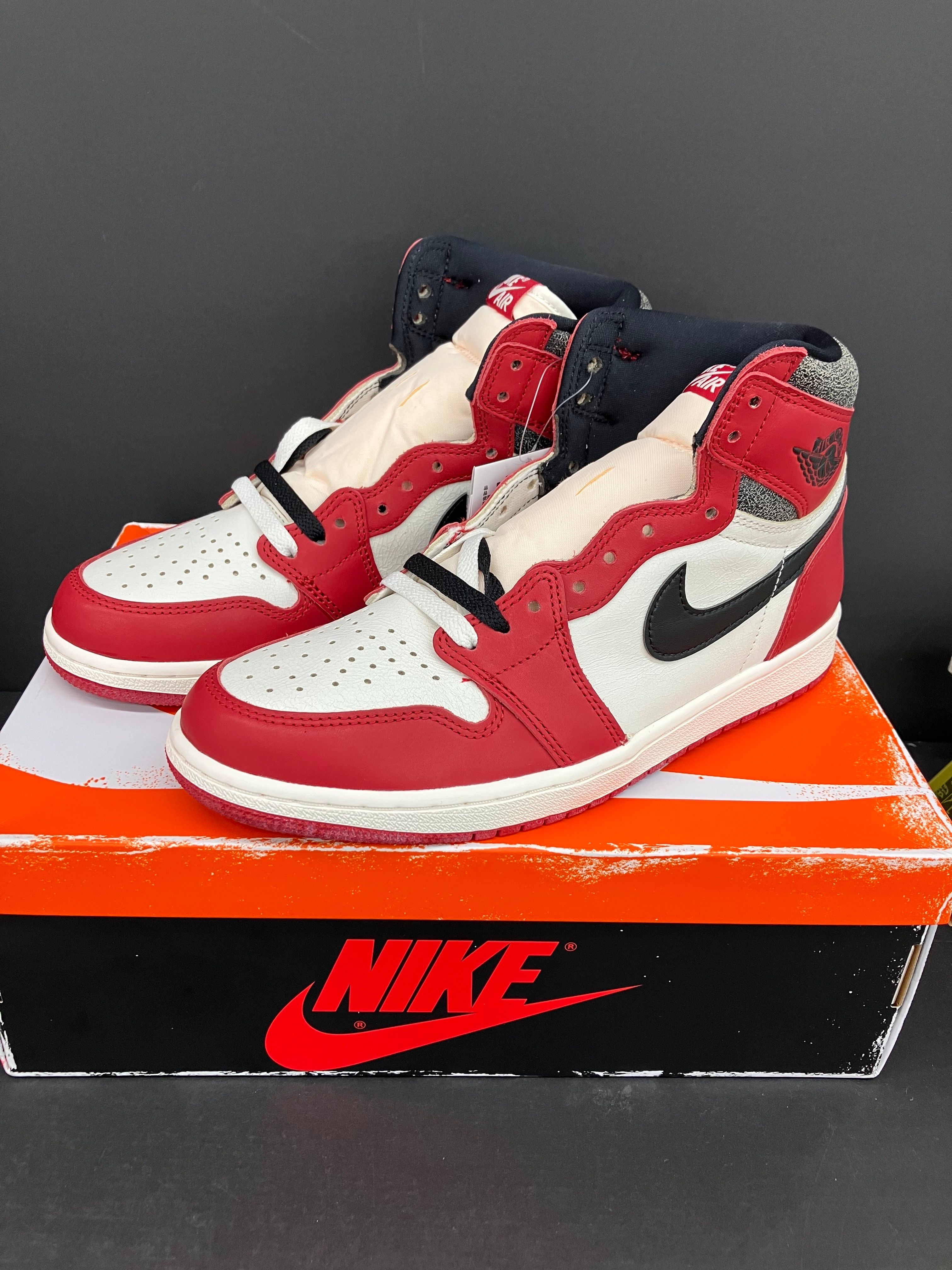 Nike Air Jordan 1 High OG "Lost & Found/Chicago"