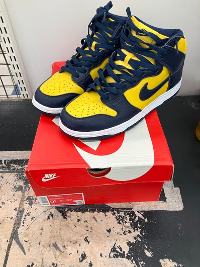 Nike Dunk High "Michigan"
