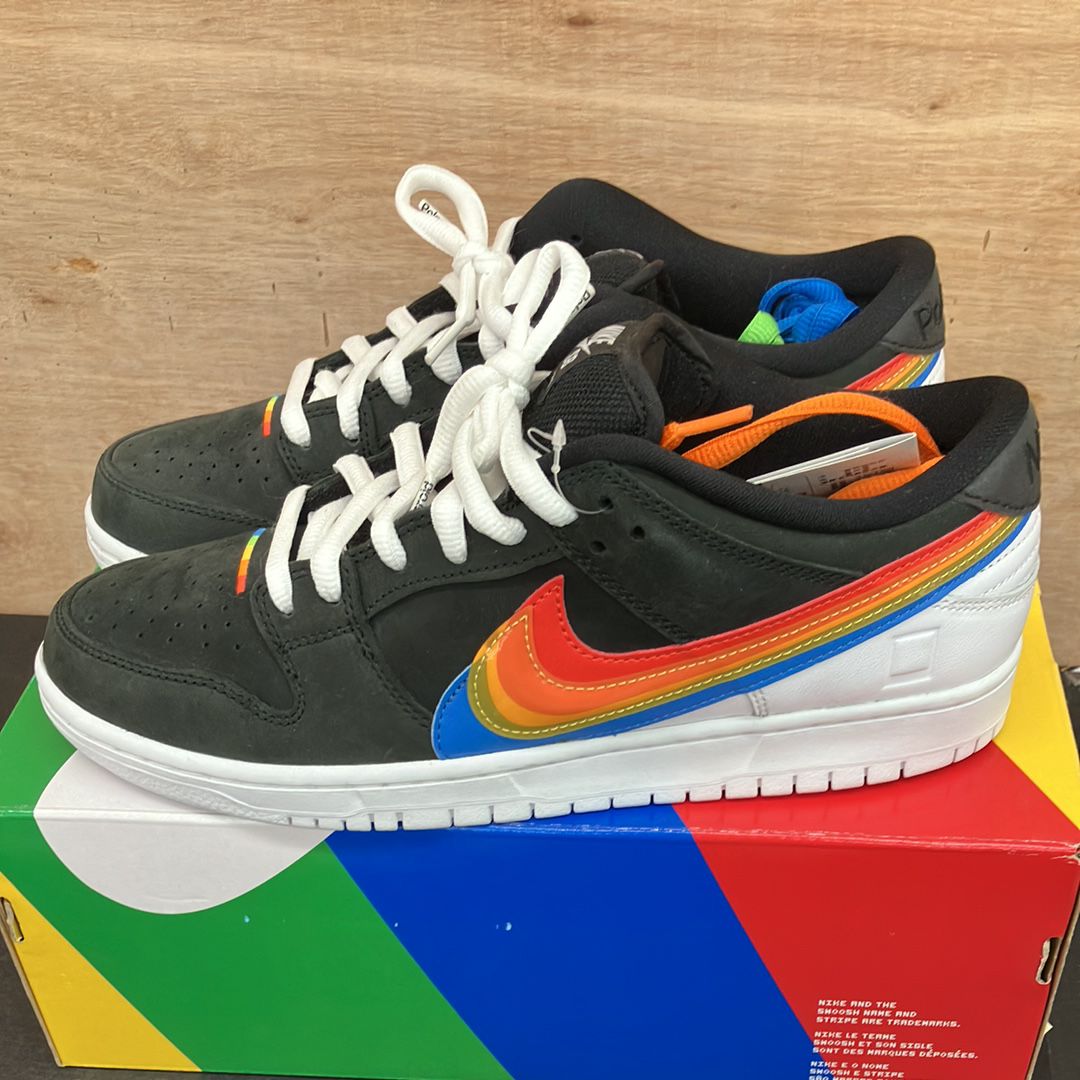 Polaroid × Nike SB Dunk Low Pro QS "Black/White"