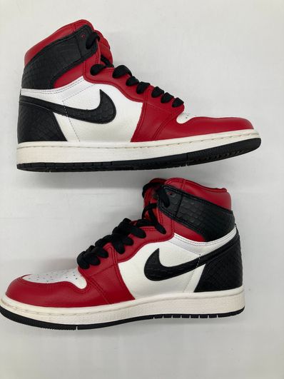 Nike Women's Air Jordan 1 High OG "Satin Red"