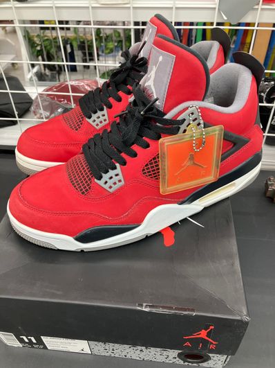 Nike Air Jordan 4 Retro "Toro Bravo"