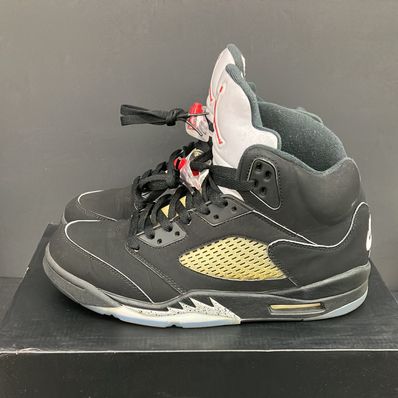 Nike Air Jordan 5 Retro OG "Black/Fire Red/Metallic Silver/White" (2016)