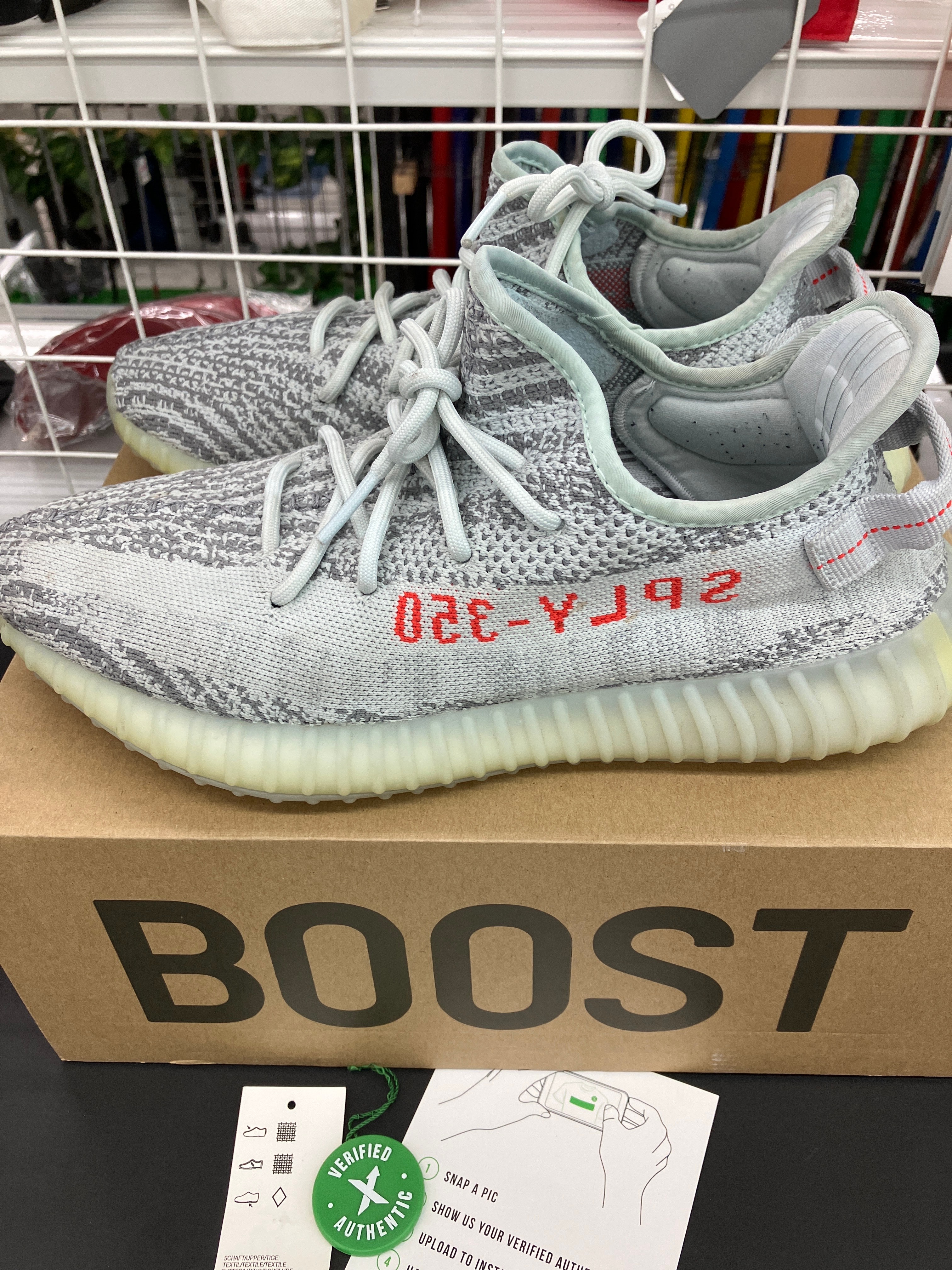adidas YEEZY Boost 350 V2 "Blue Tint"