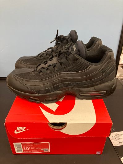 Nike Air Max 95 Essential "Black/Dark Grey/Black"