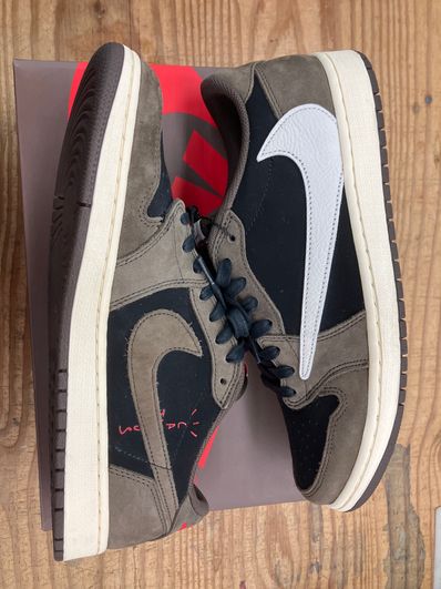 Travis Scott × Nike Air Jordan 1 Low OG SP-T "Black/Dark Mocha"