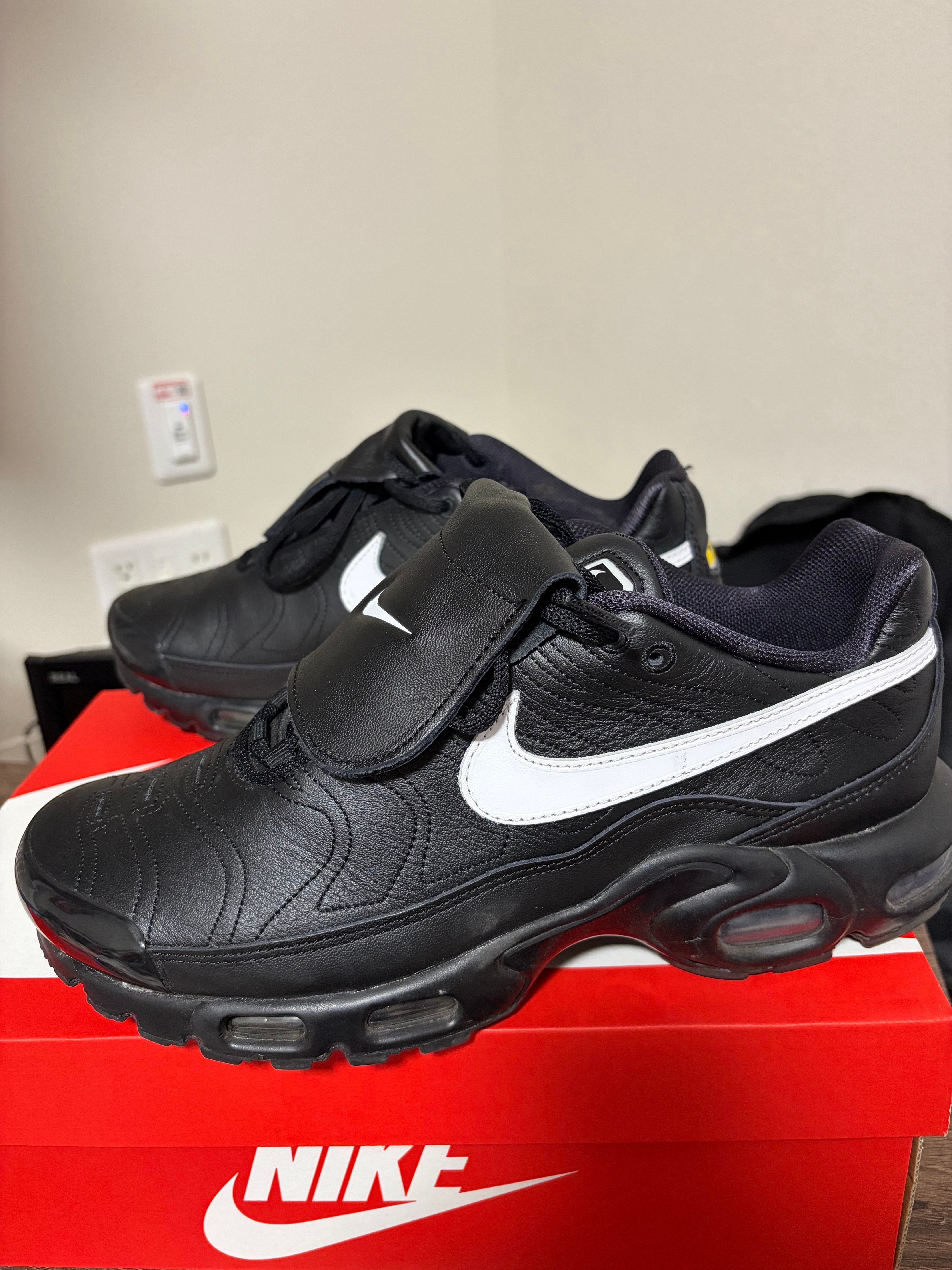 Nike Women's Air Max Plus Tiempo "Black"