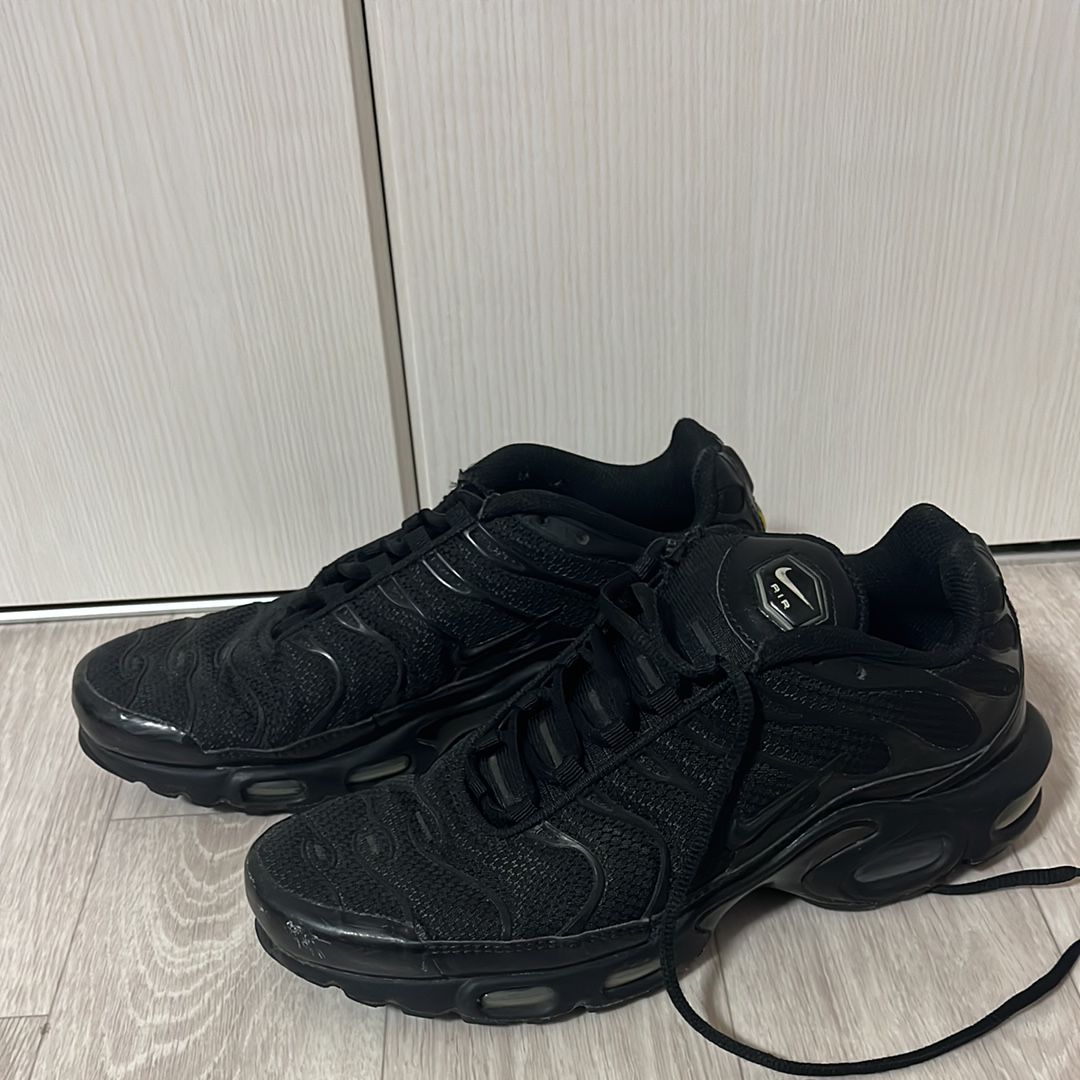 Nike Air Max Plus "Triple Black"