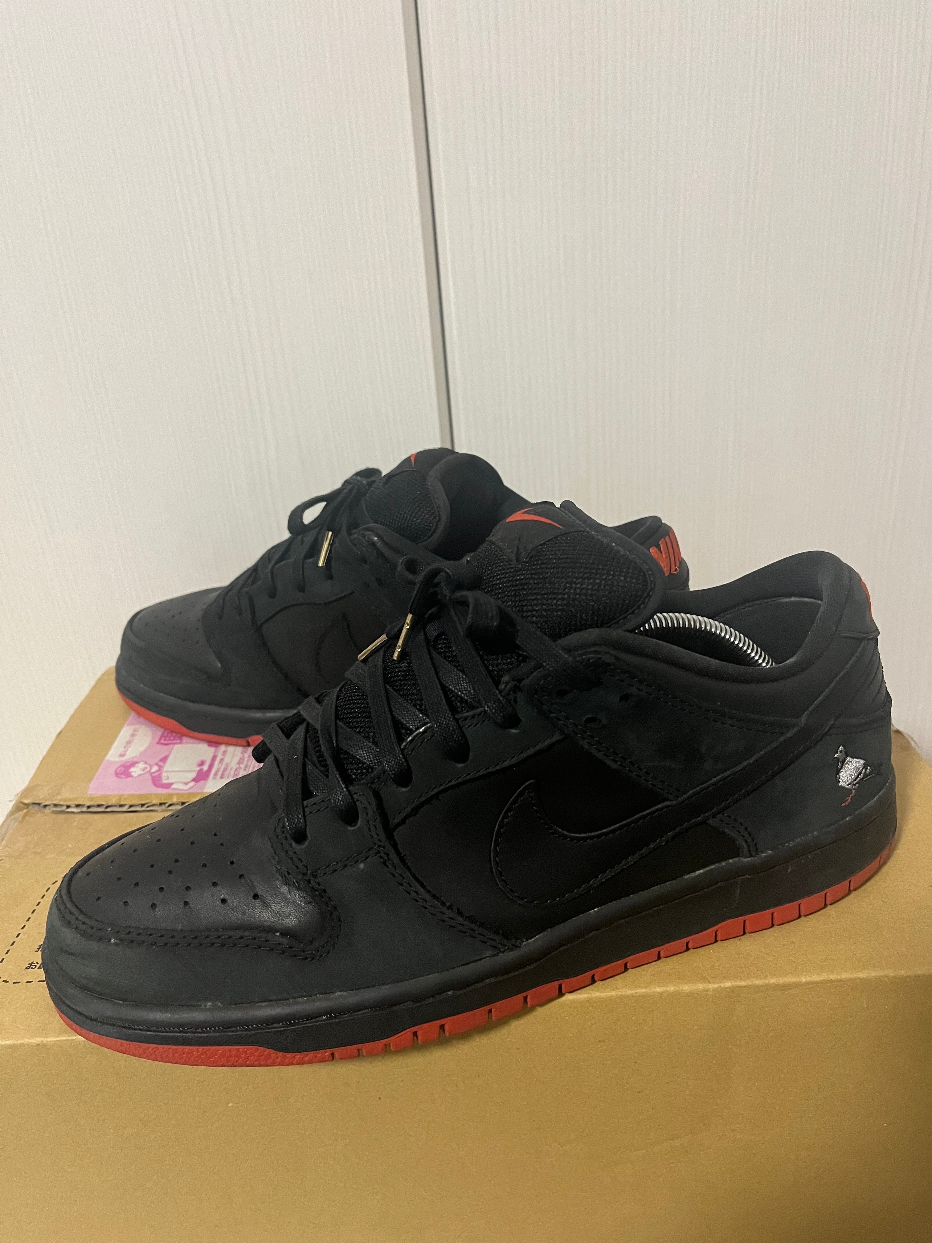 Nike SB Dunk Low TRD QS "Black Pigeon"
