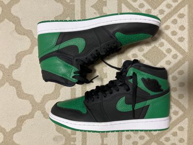 Nike Air Jordan 1 Retro High OG "Black/Pine Green" (2020)