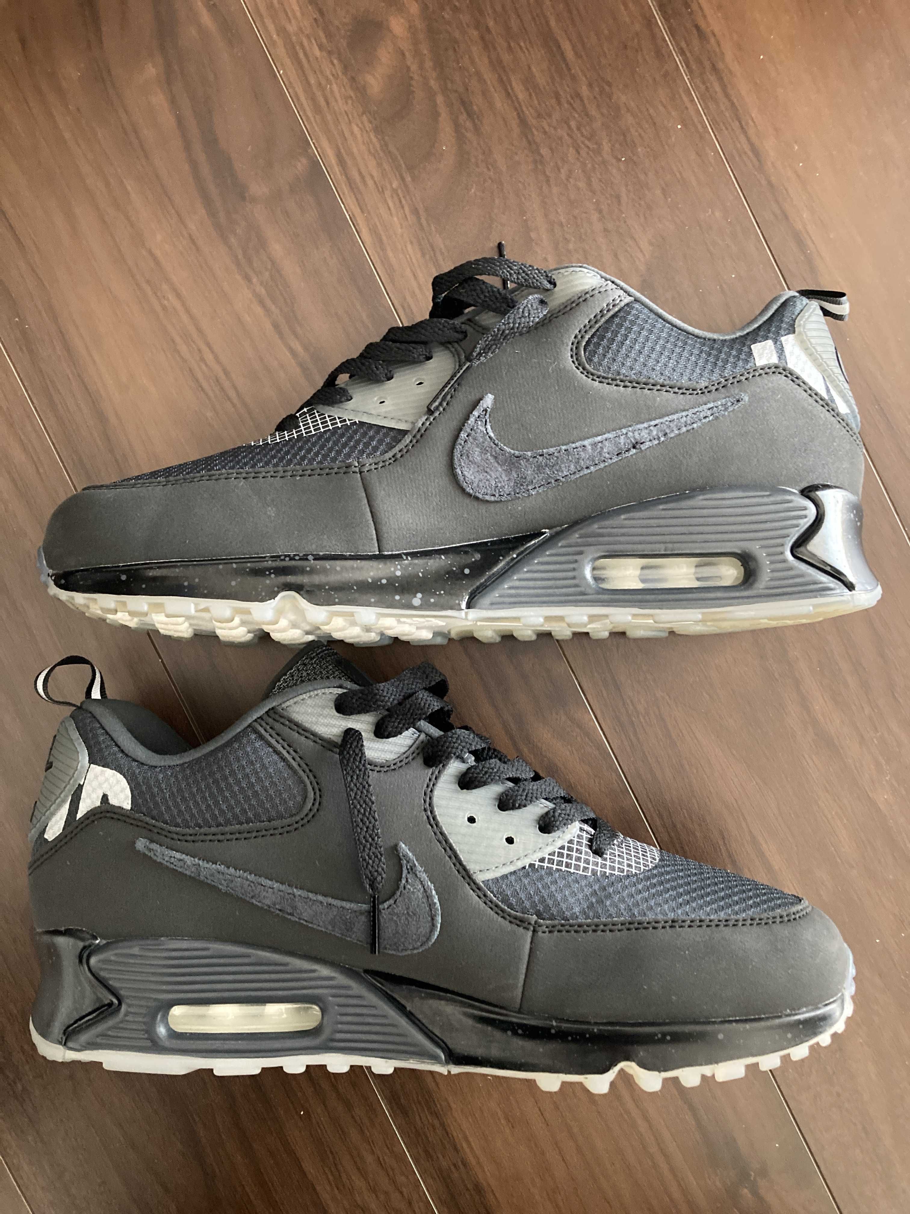 UNDEFEATED × Nike Air Max 90 "Black/Rush Pink"