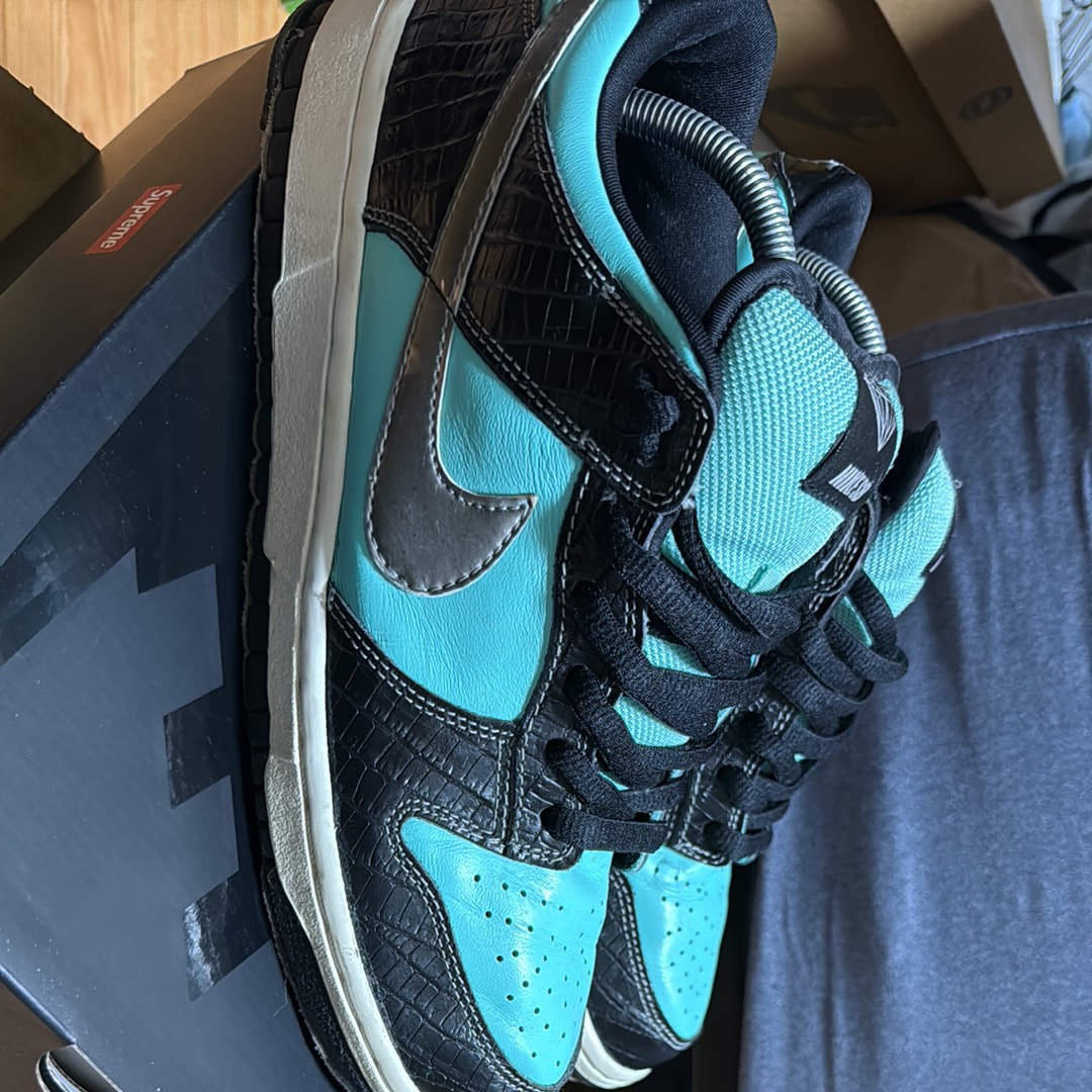 Nike SB Dunk Low Diamond Suppil Co. "Tiffany"