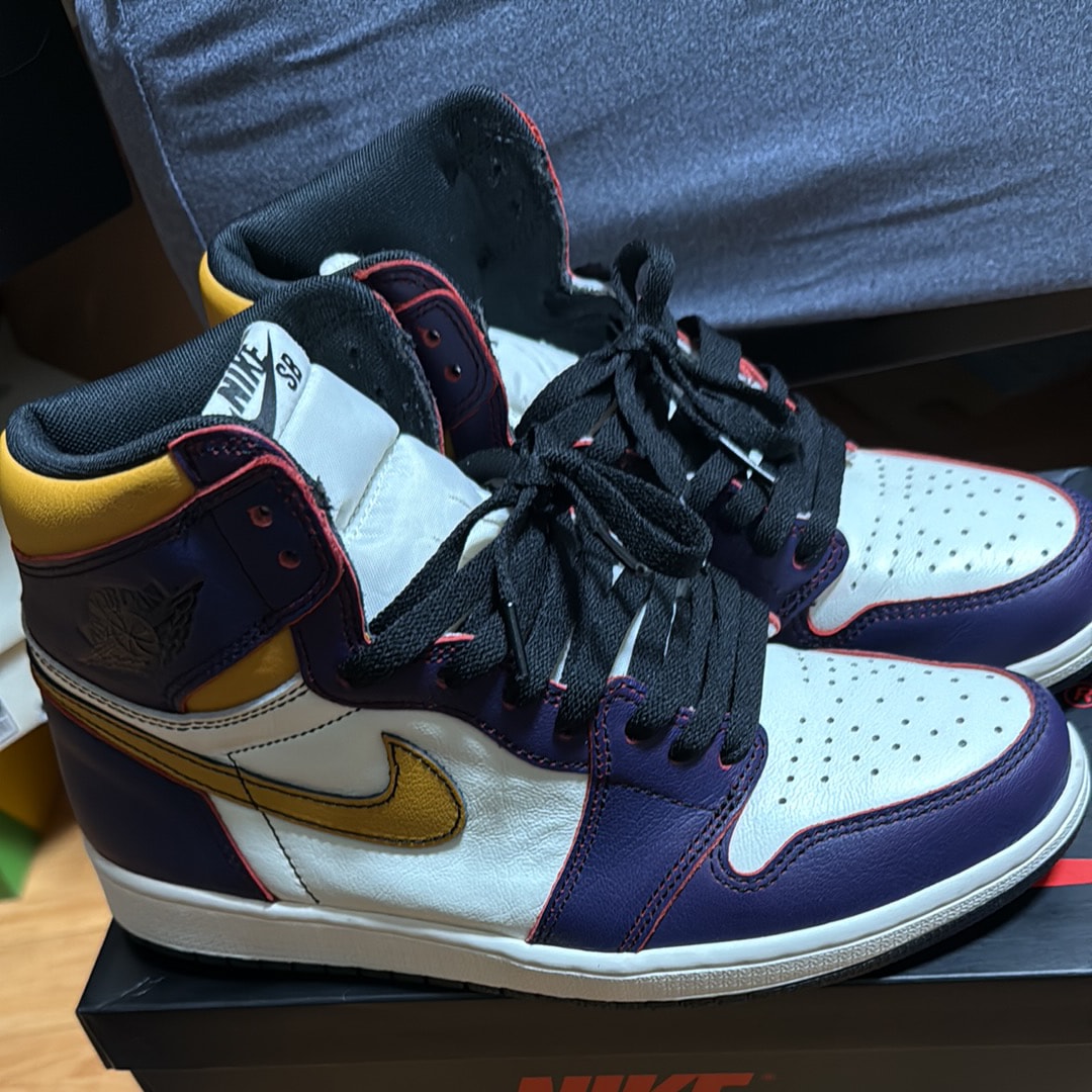 Nike SB × Air Jordan 1 Retro High "La To Chicago"