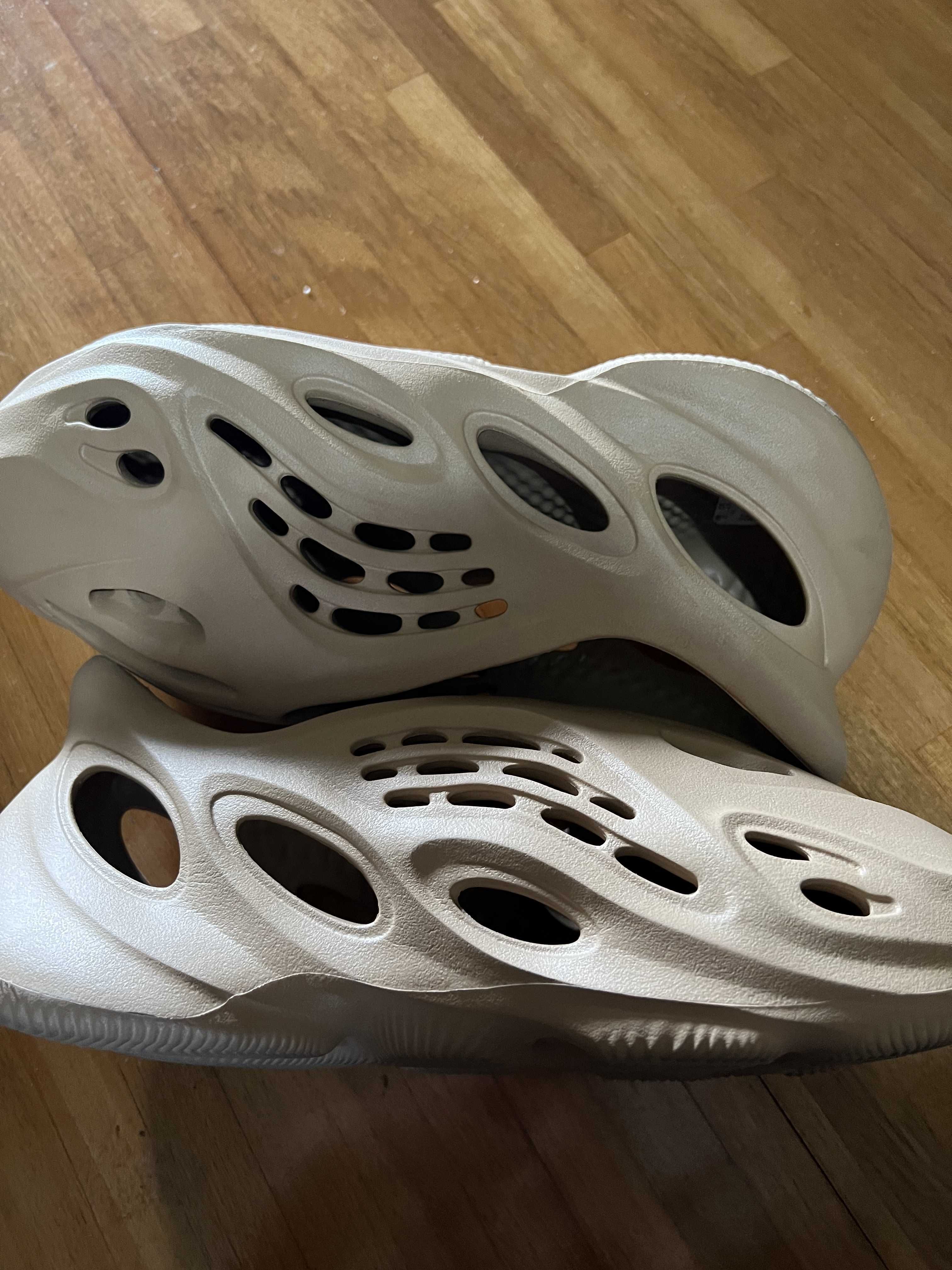 adidas YEEZY Foam Runner "Ochre"