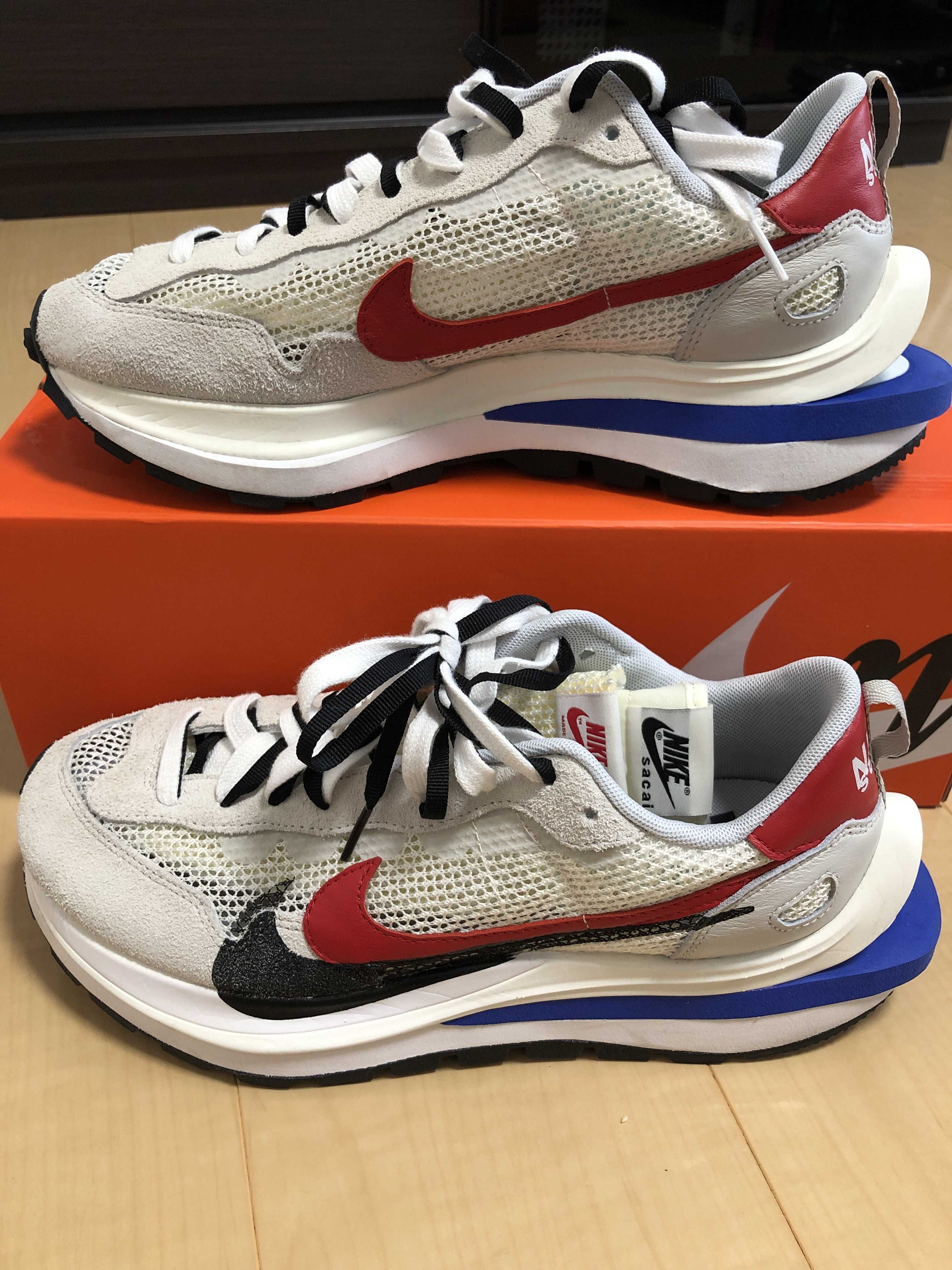 sacai × Nike Vapor Waffle "Royal Fuchsia"