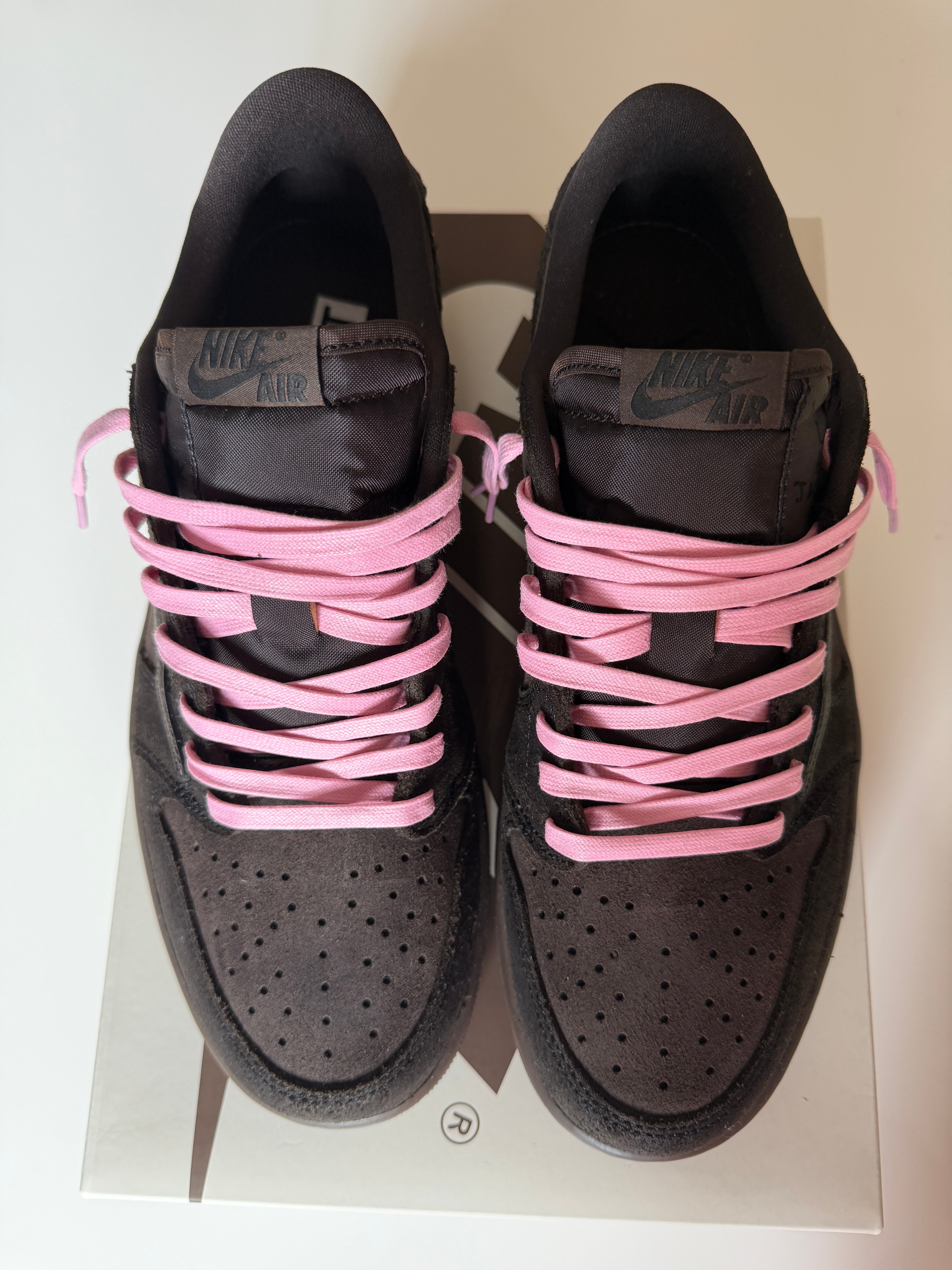 Travis Scott × Nike Air Jordan 1 Low OG SP "Velvet Brown and Dark Mocha"