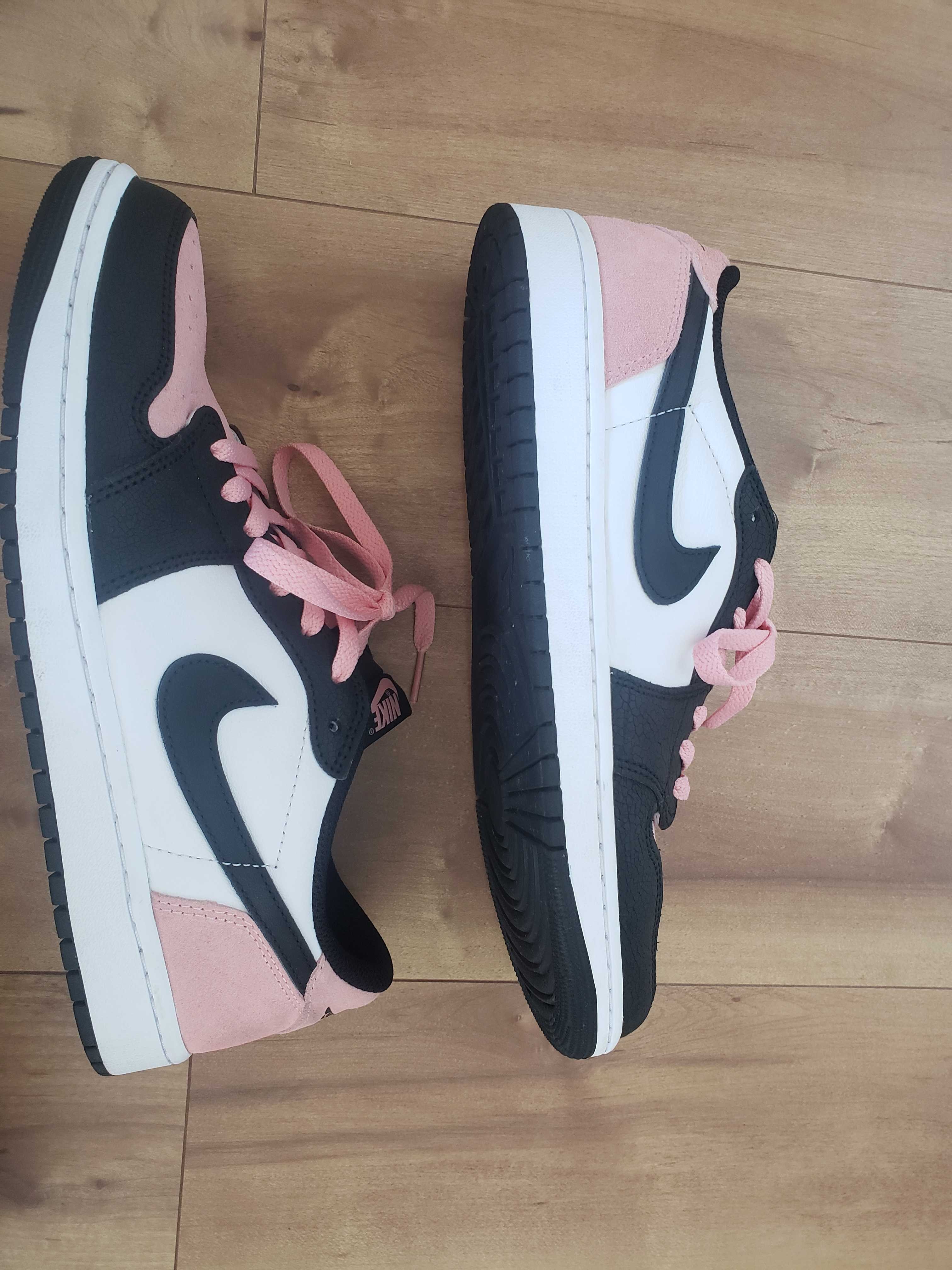 Nike Air Jordan 1 Low OG "Bleached Coral"