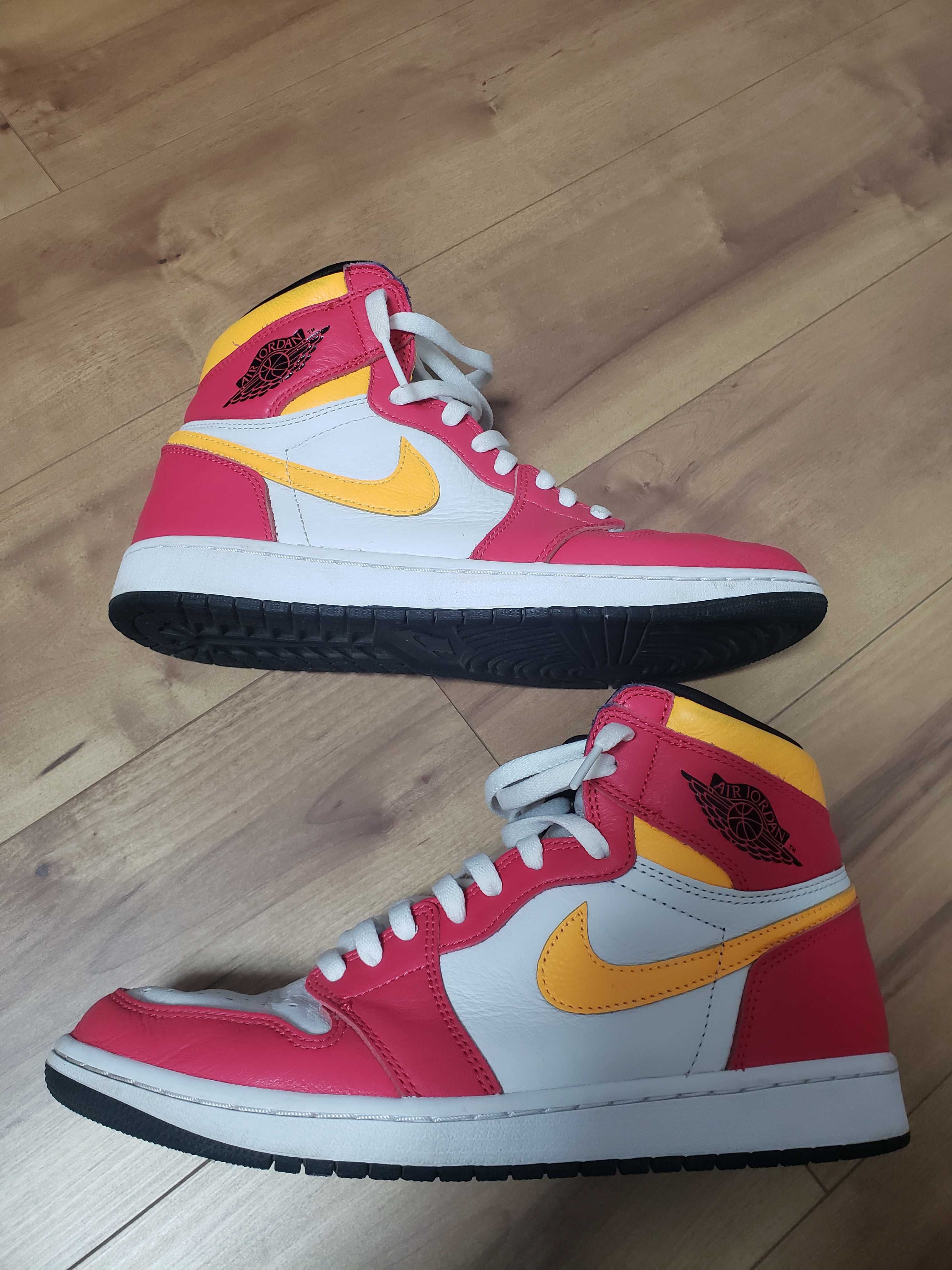 Nike Air Jordan 1 High OG "Light Fusion Red"
