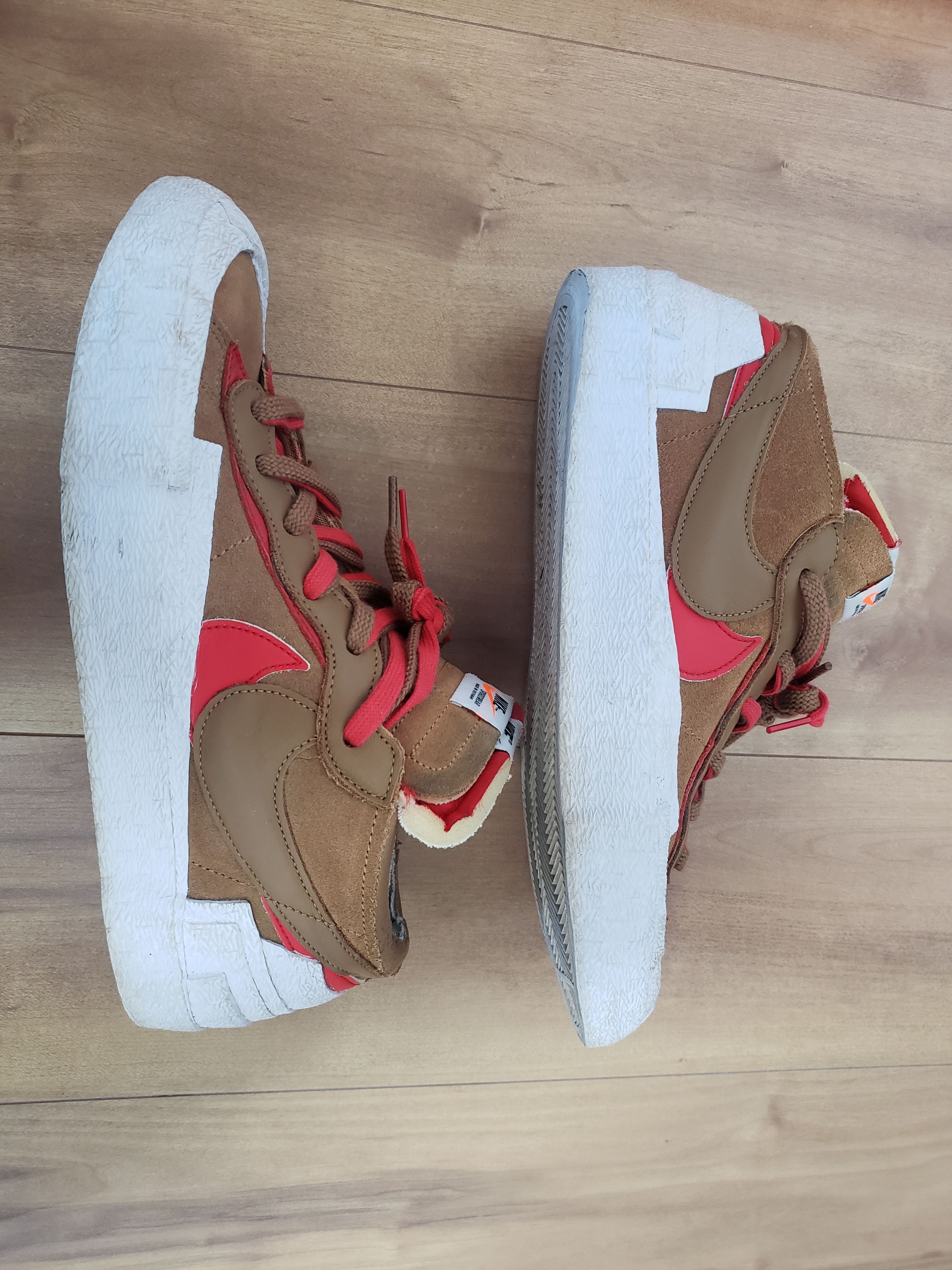 SACAI × NIKE BLAZER LOW "BRITISH TAN"