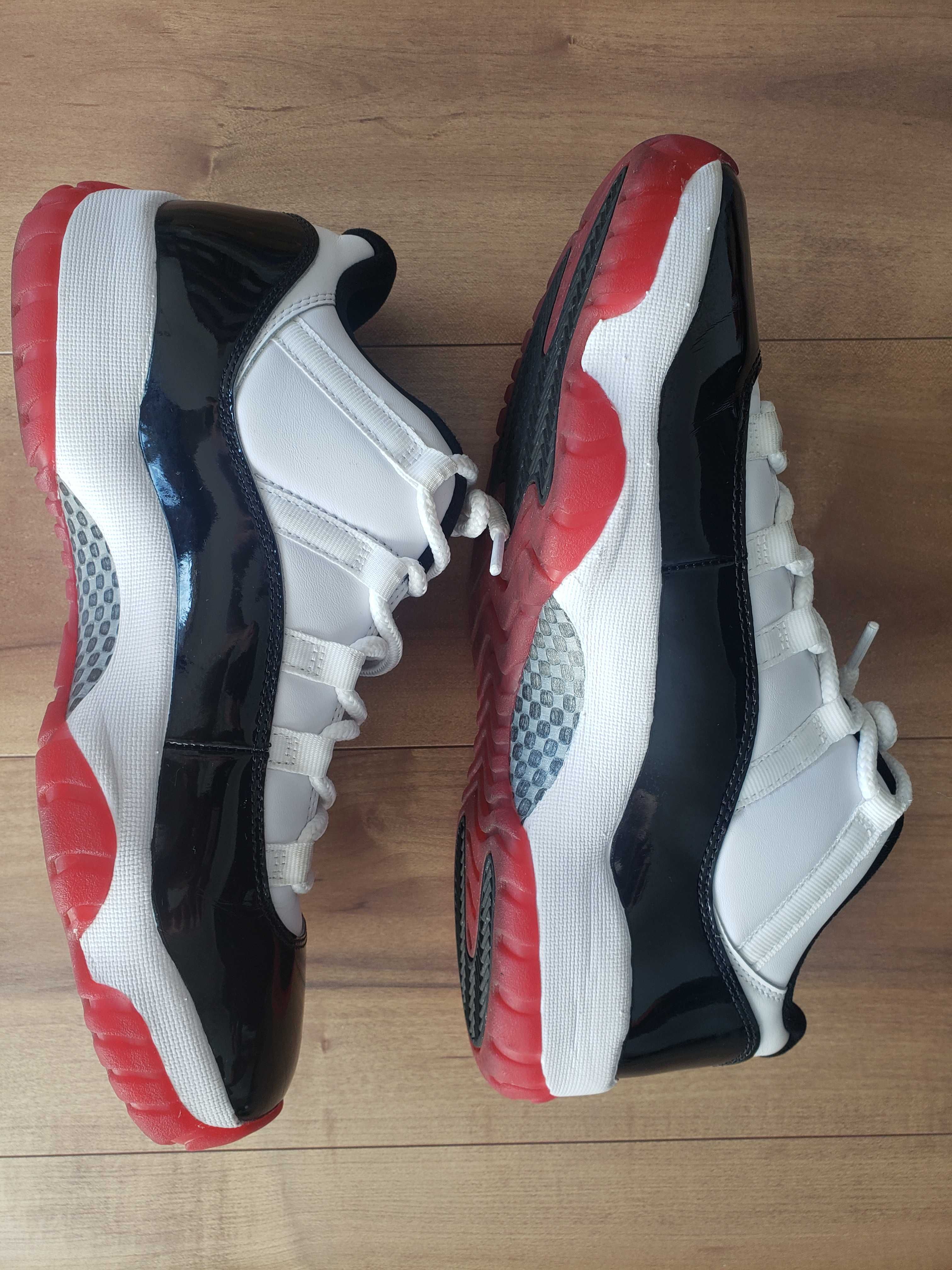 Nike Air Jordan 11 Low "Gym Red"
