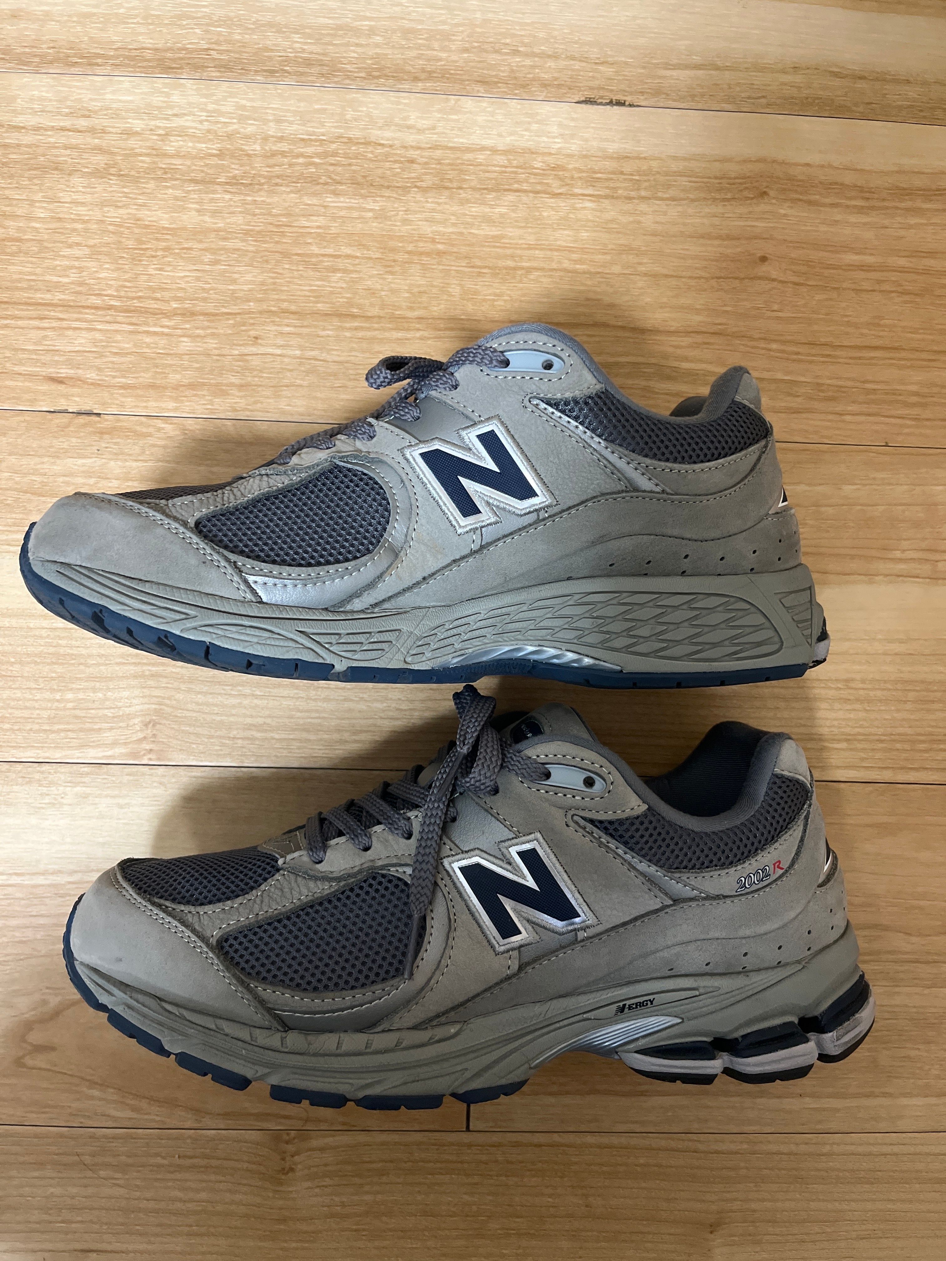 New Balance 2002R "Gray"
