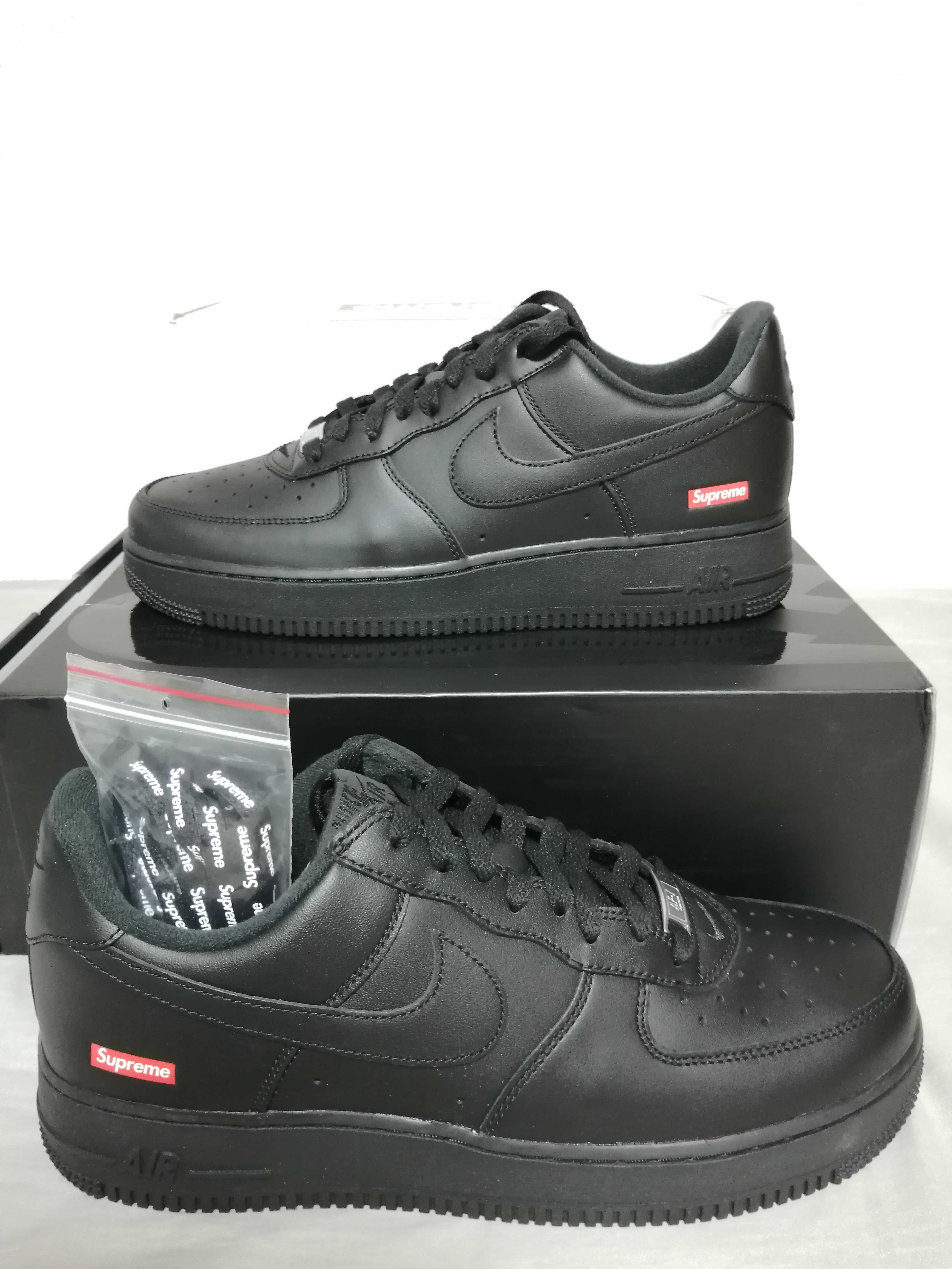 Supreme × Nike Air Force 1 Low "Black"