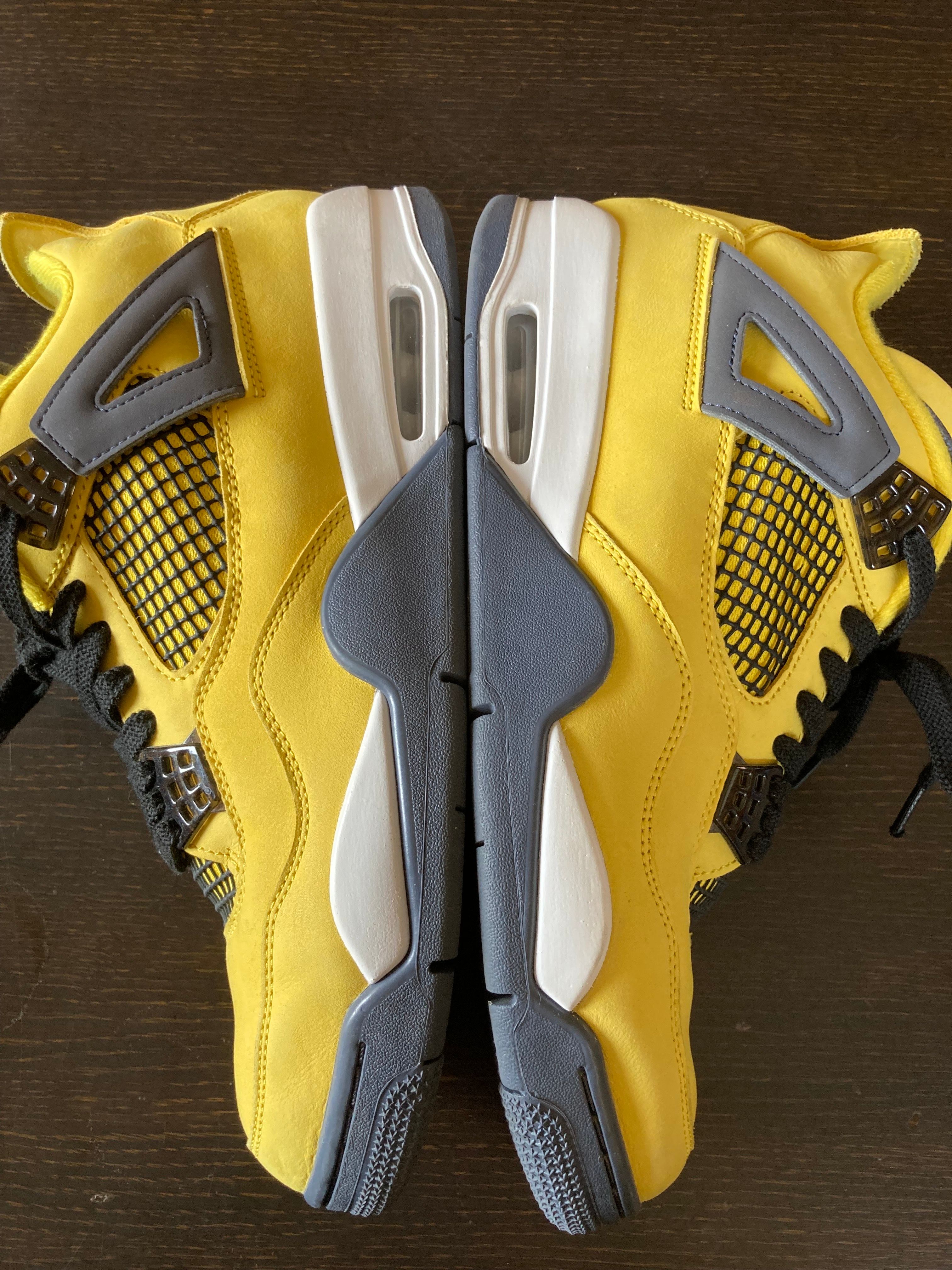 Nike Air Jordan 4 "Tour Yellow"