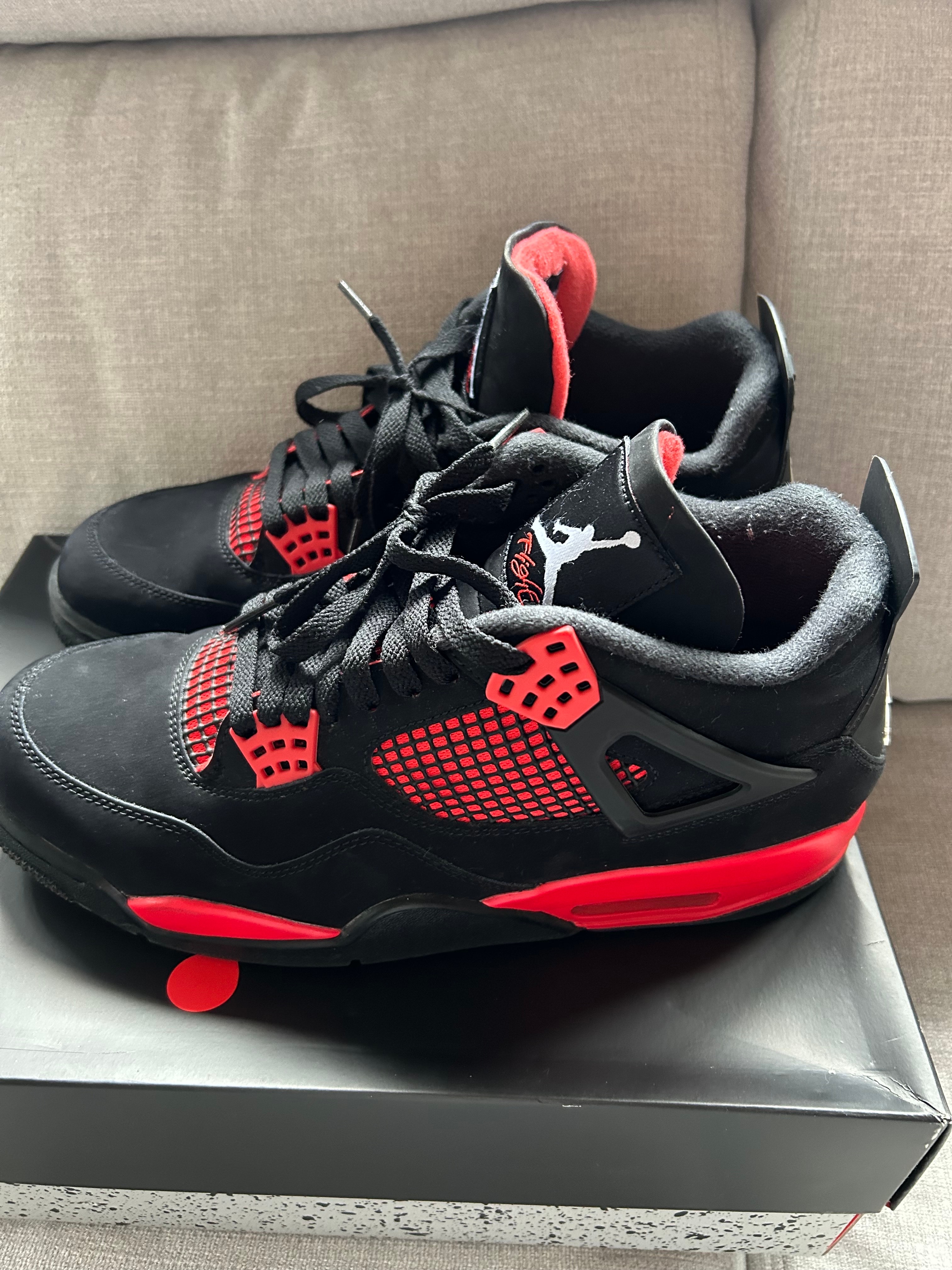 Nike Air Jordan 4 "Red Thunder/Crimson"