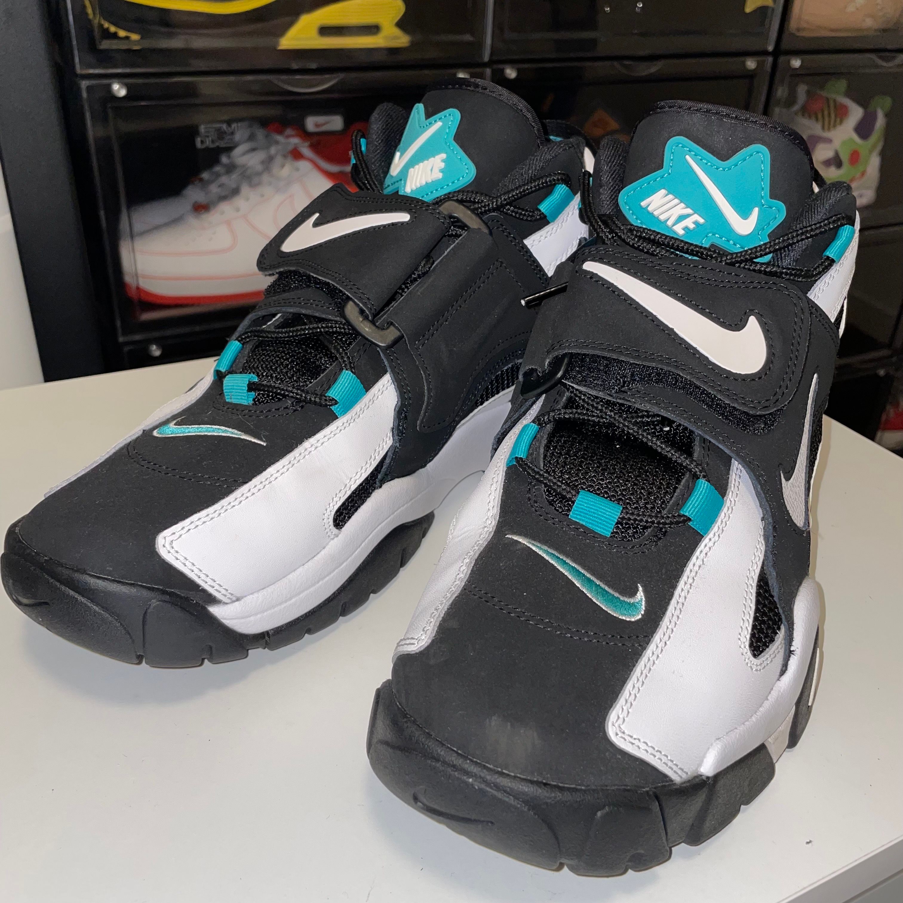 NIKE AIR BARRAGE MID CABANA