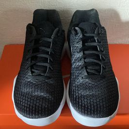 ナイキ ハイパーダンク2017 ロー "ブラック/アンスラサイト/ホワイト/メタリックシルバー" (897663-001/897637-001)