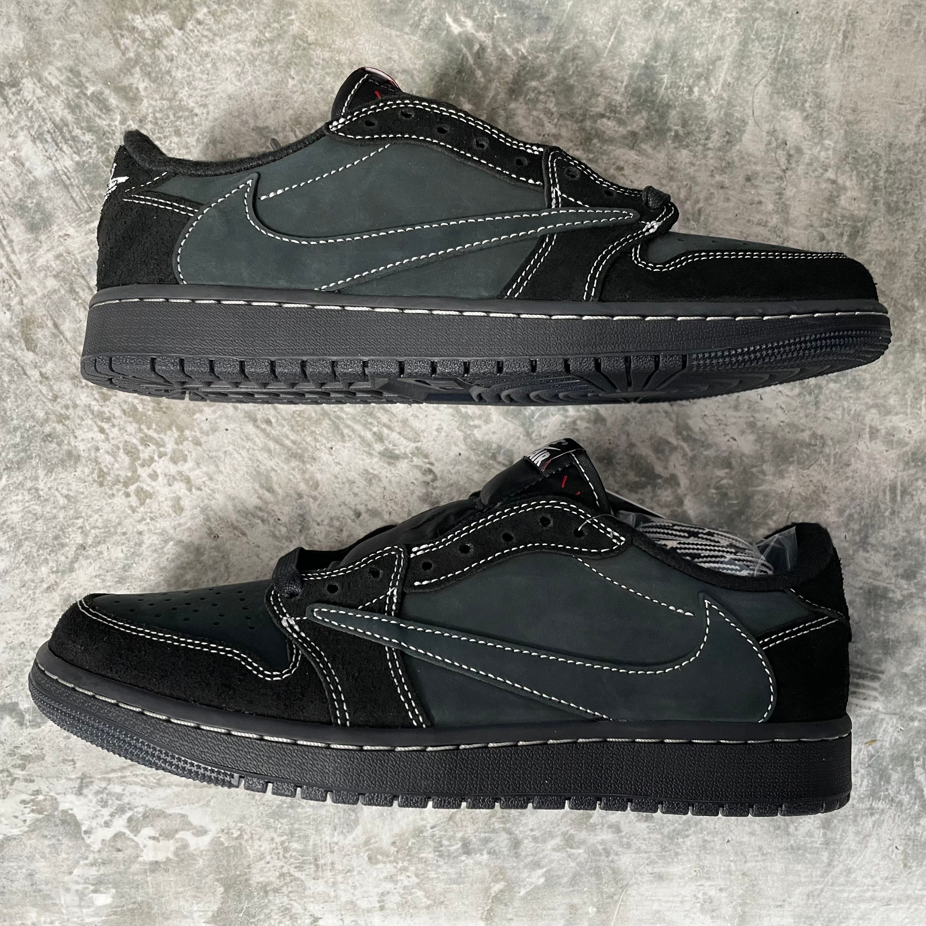Travis Scott × Nike Air Jordan 1 Low OG SP "Black Phantom"