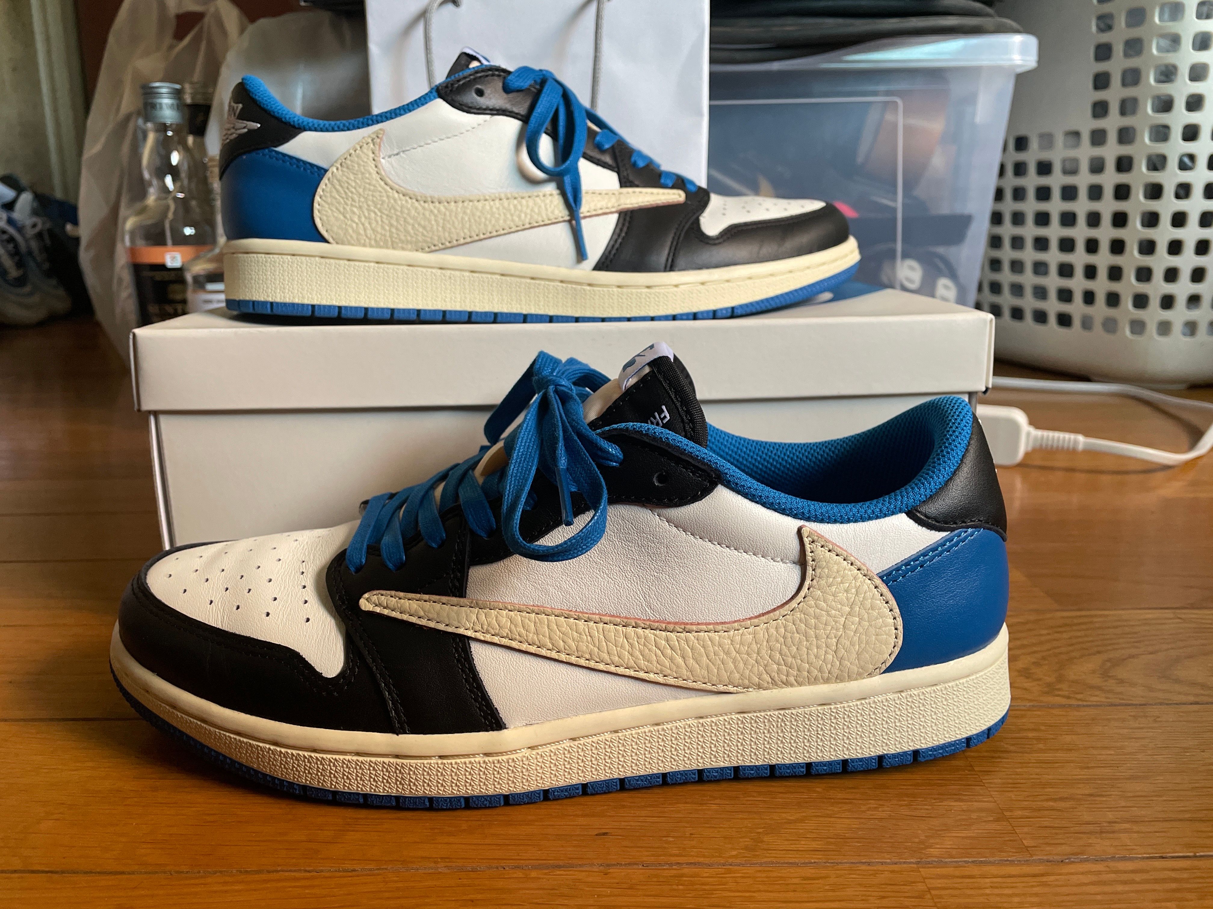 Travis Scott × fragment design × Nike Air Jordan 1 Low OG SP "Military Blue"