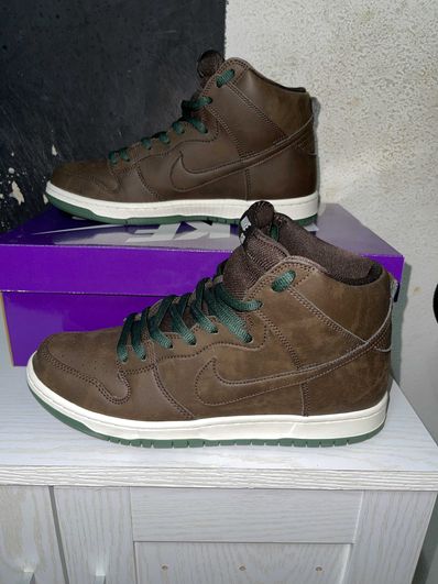 Nike SB Dunk High "Baroque Brown"
