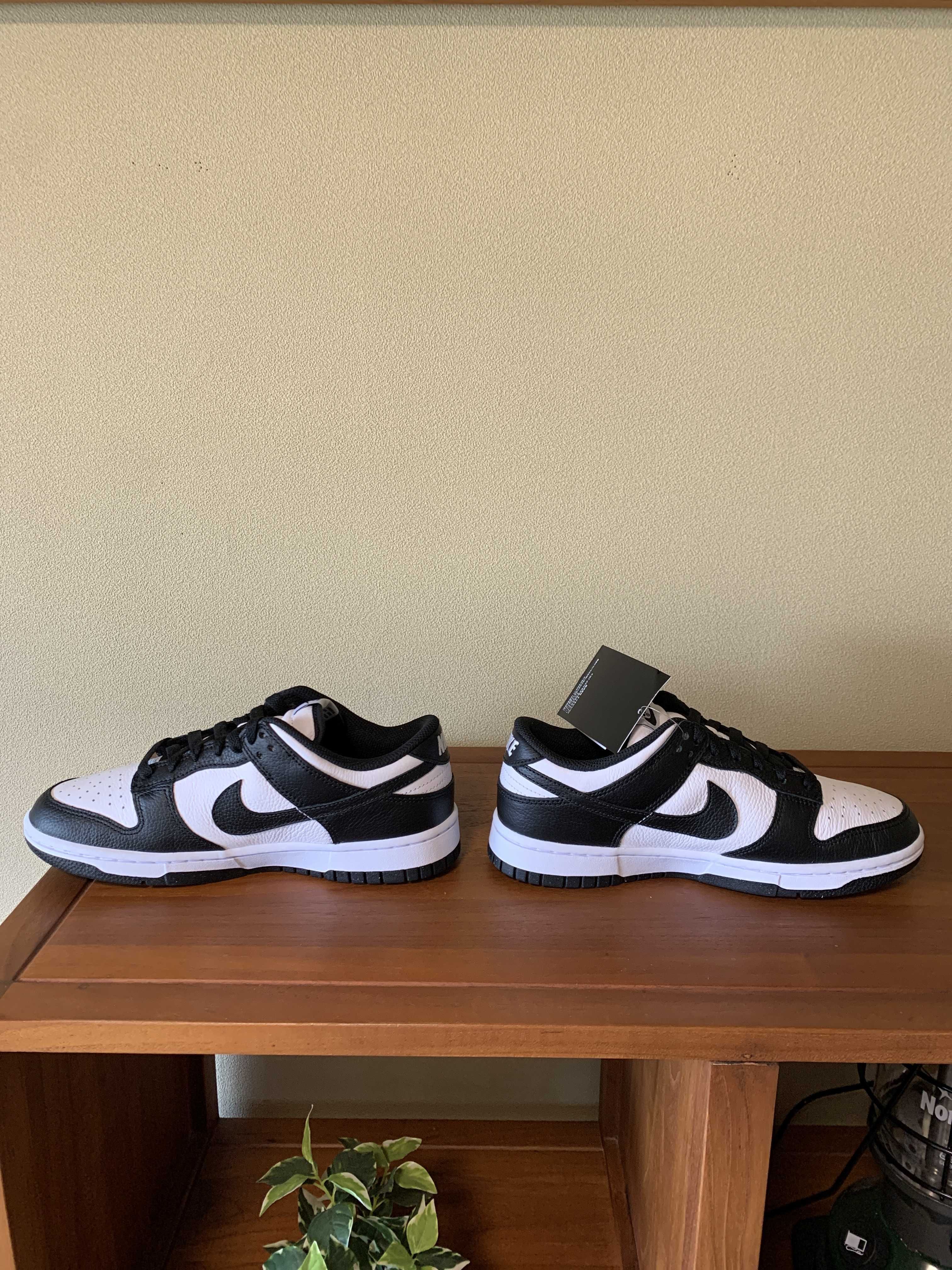 Nike Dunk Low Retro "Panda/White/Black"