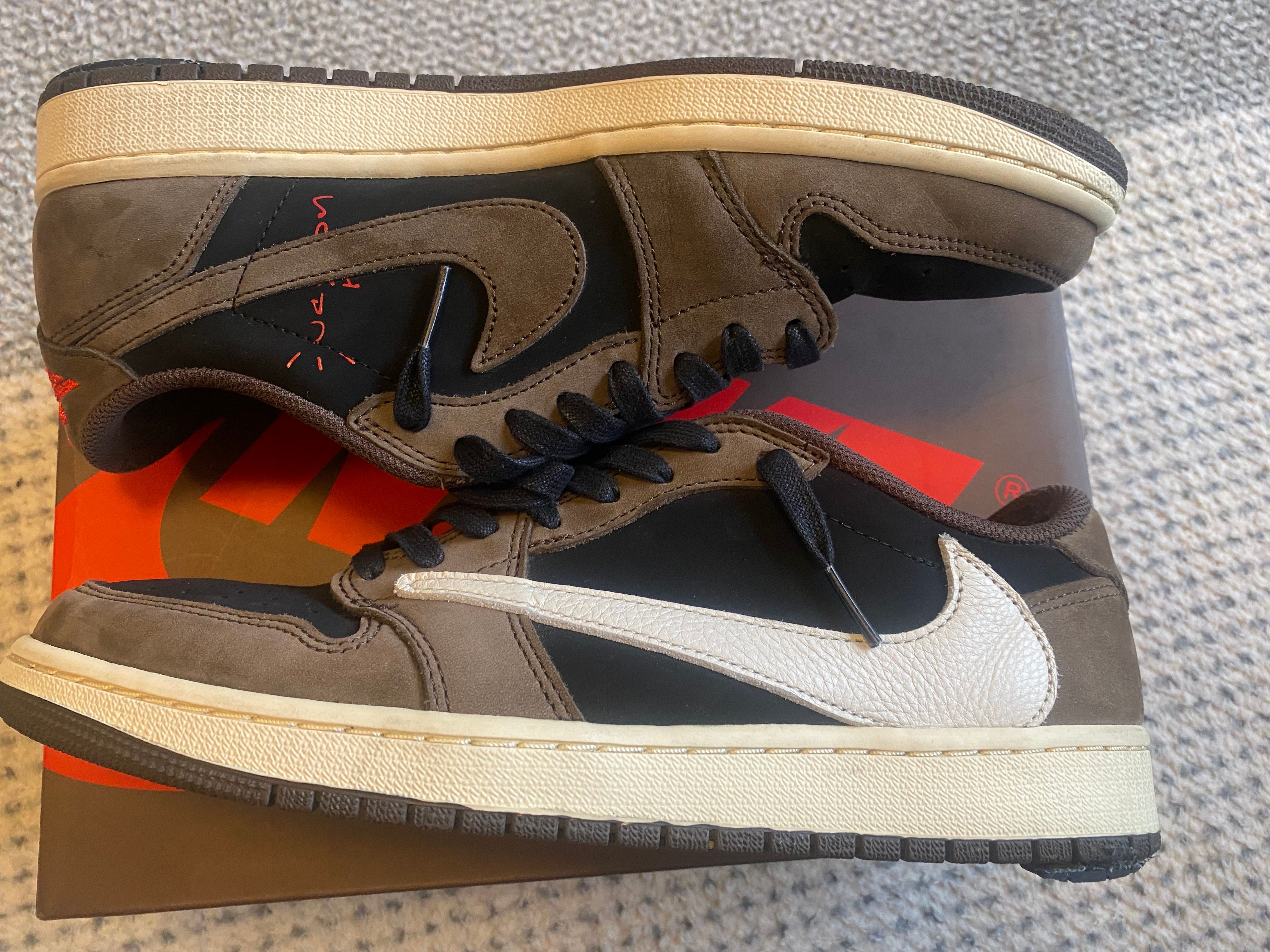 Travis Scott × Nike Air Jordan 1 Low OG SP-T "Black/Dark Mocha"