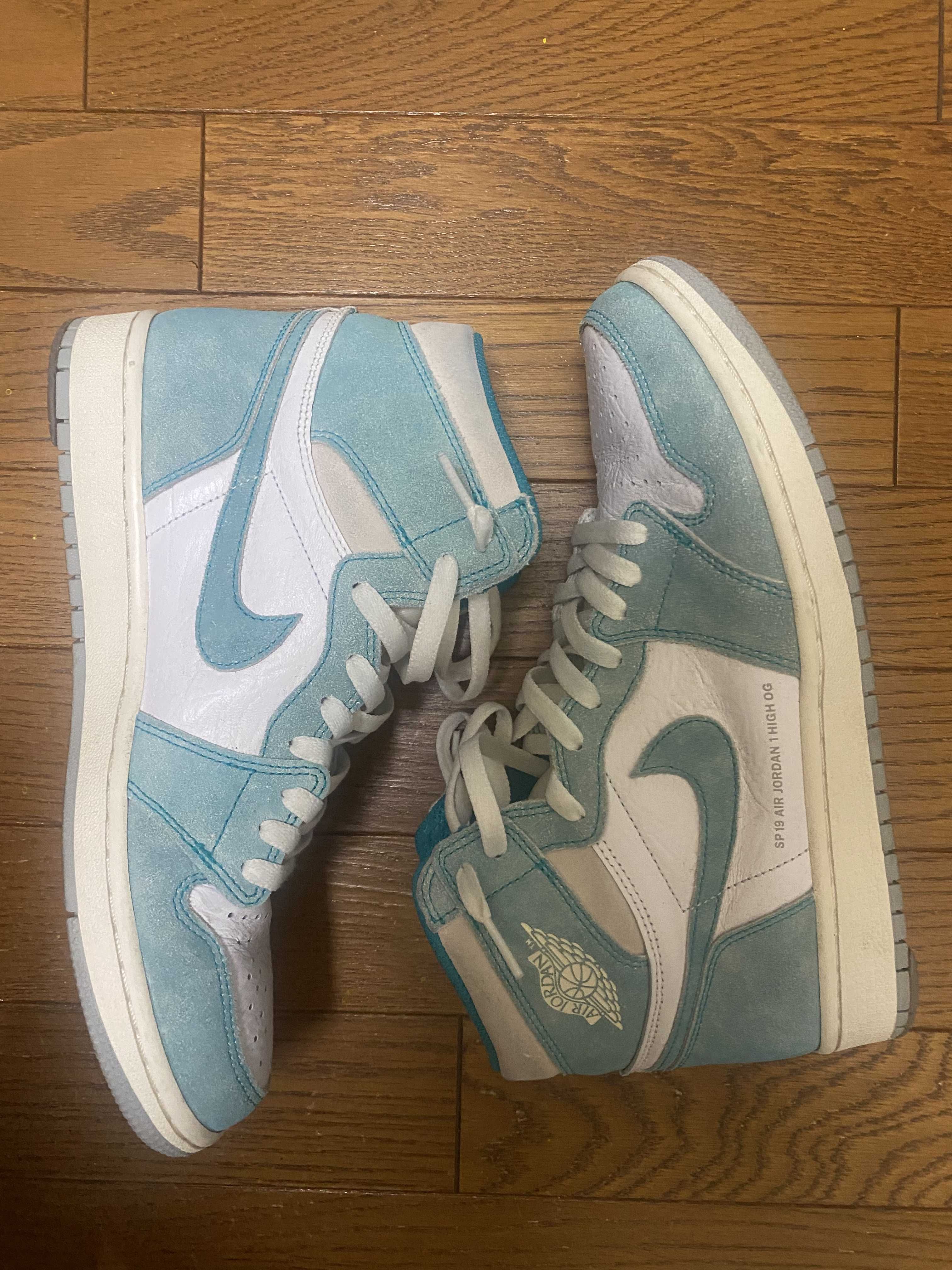 Nike Air Jordan 1 Retro High OG "Turbo Green"